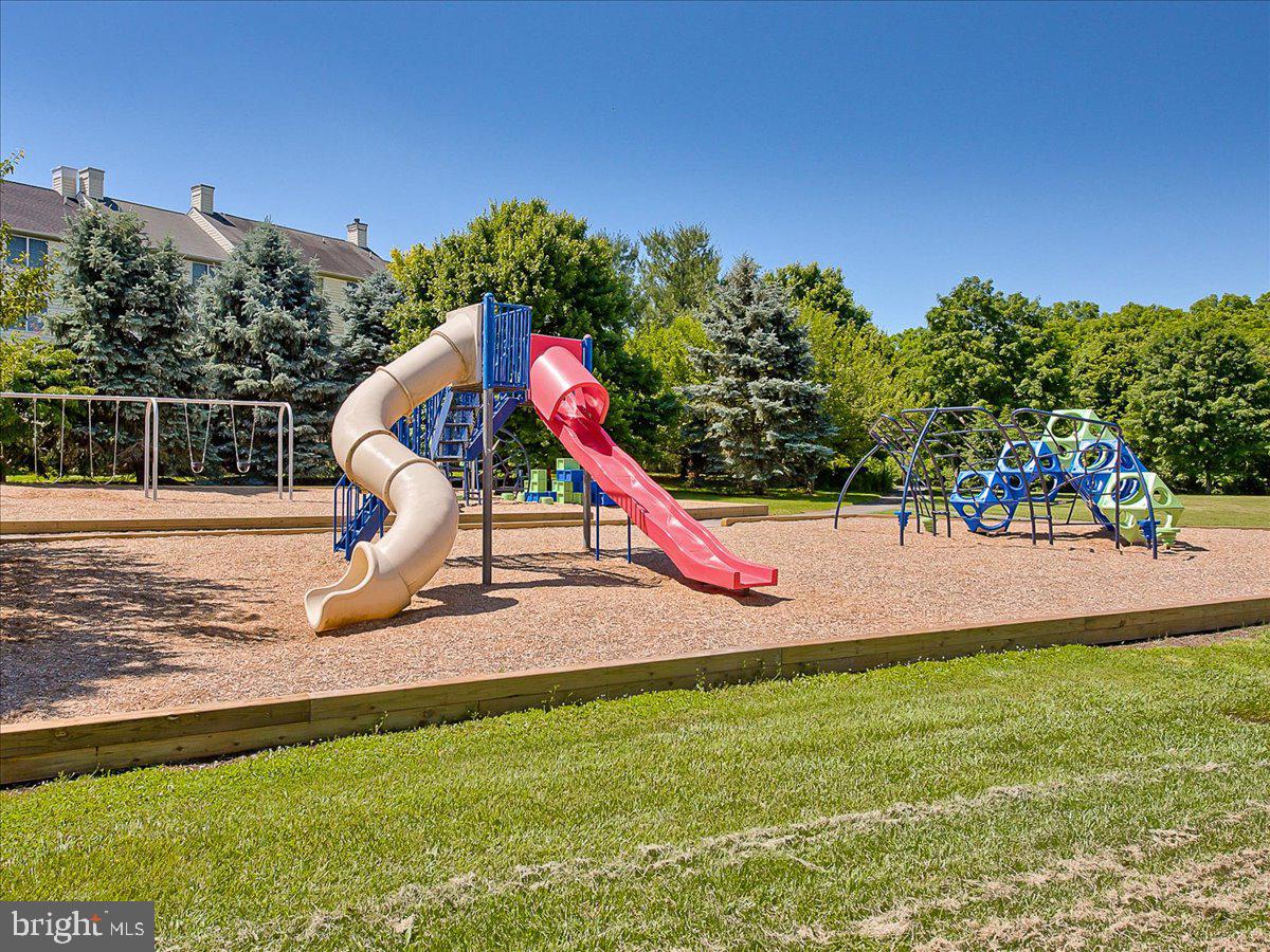 WHITTIER ECHO GLEN - Residential