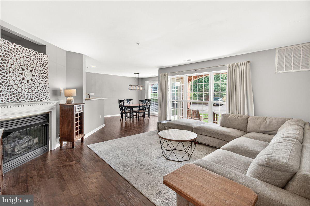WHITTIER ECHO GLEN - Residential