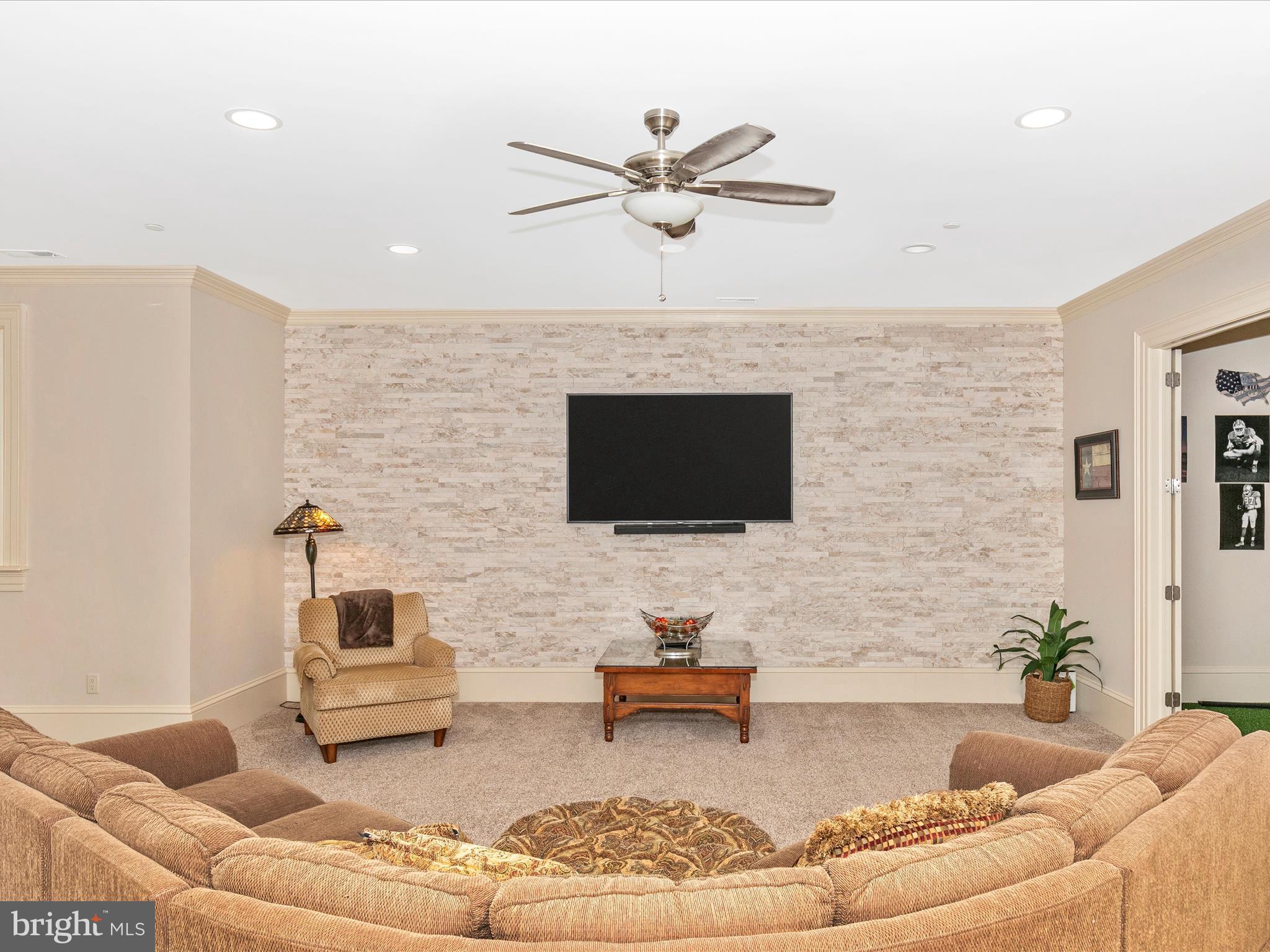 DEER SPRING FARMS - Residential