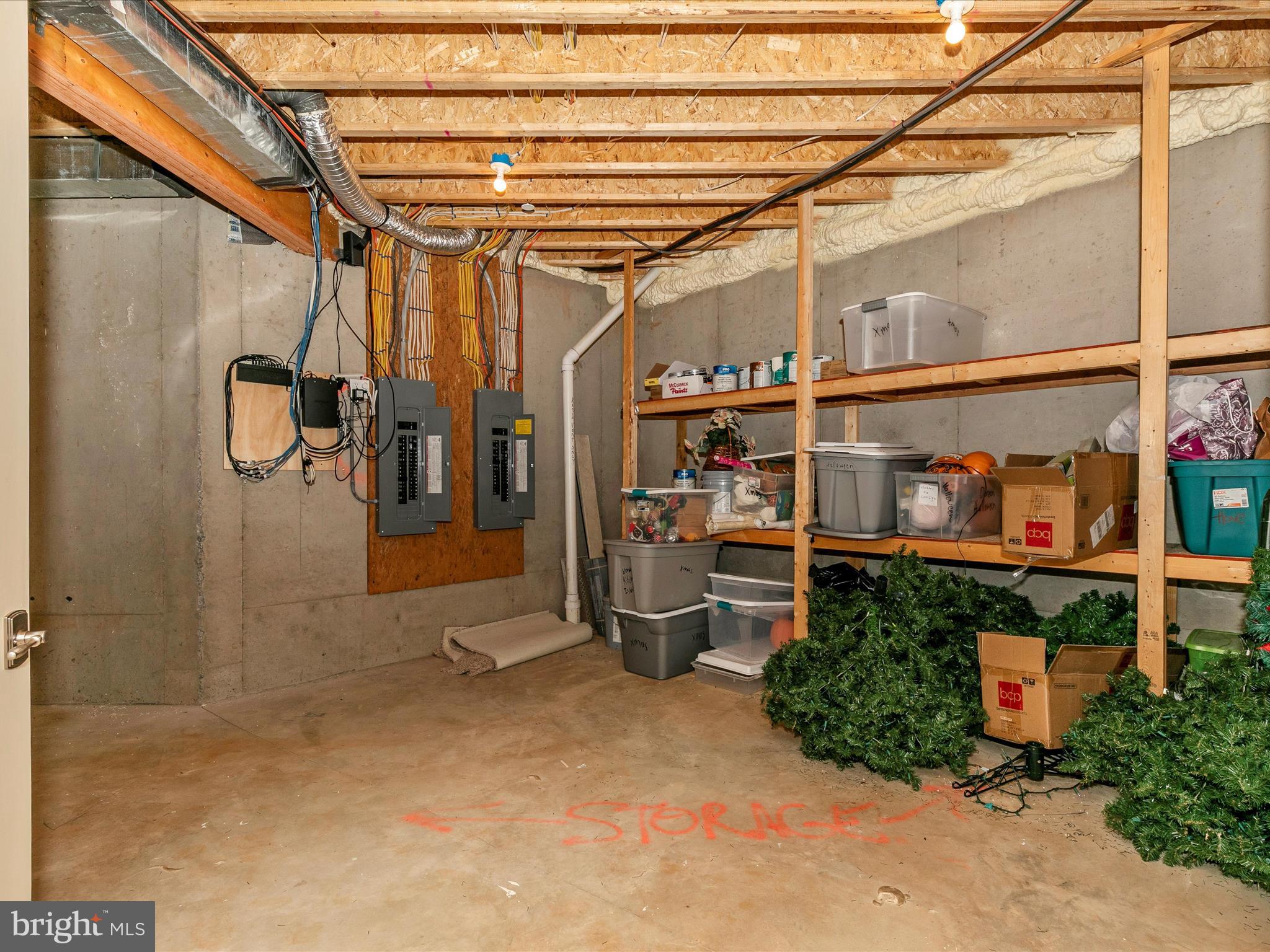 DEER SPRING FARMS - Residential