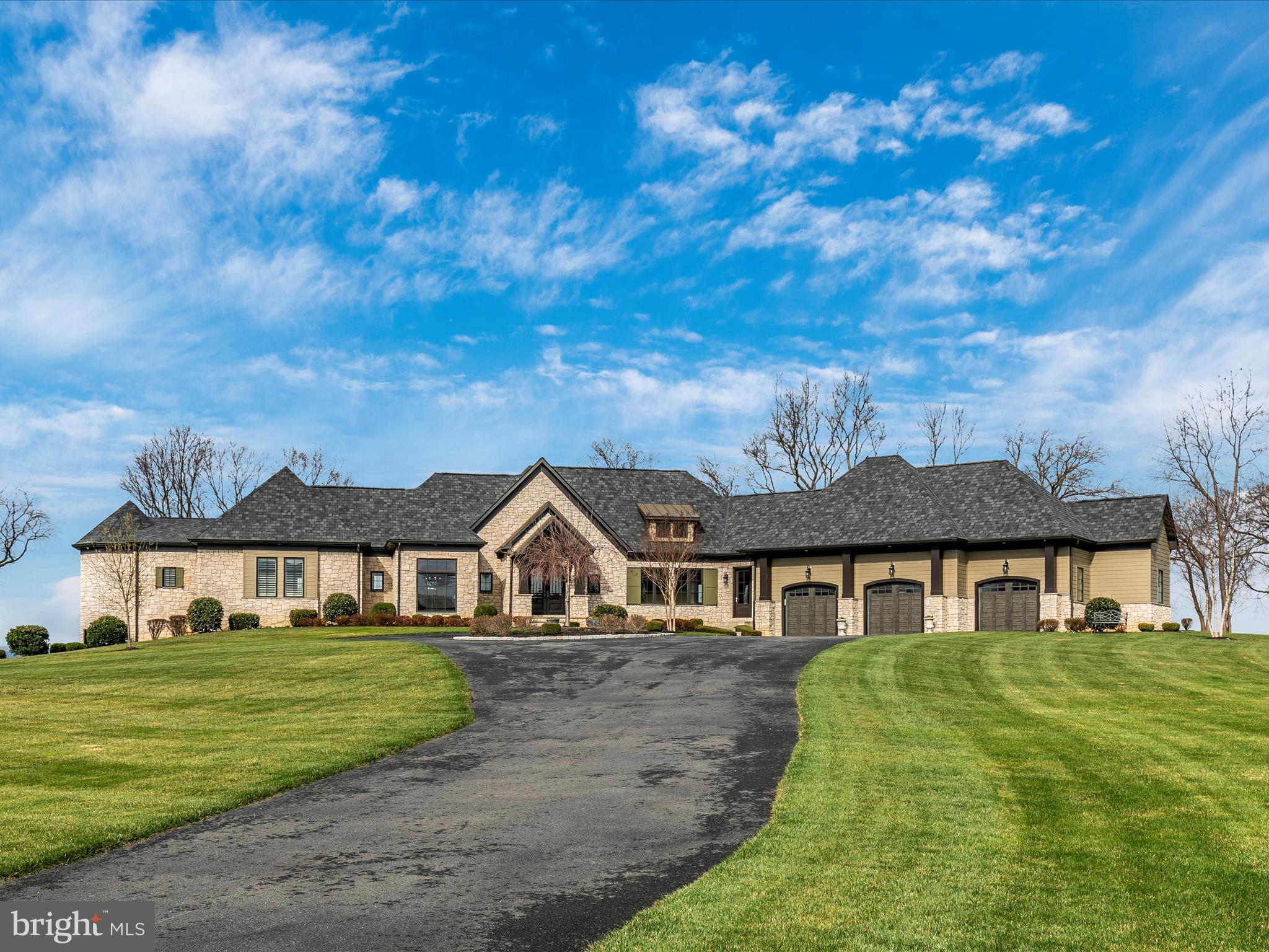 DEER SPRING FARMS - Residential