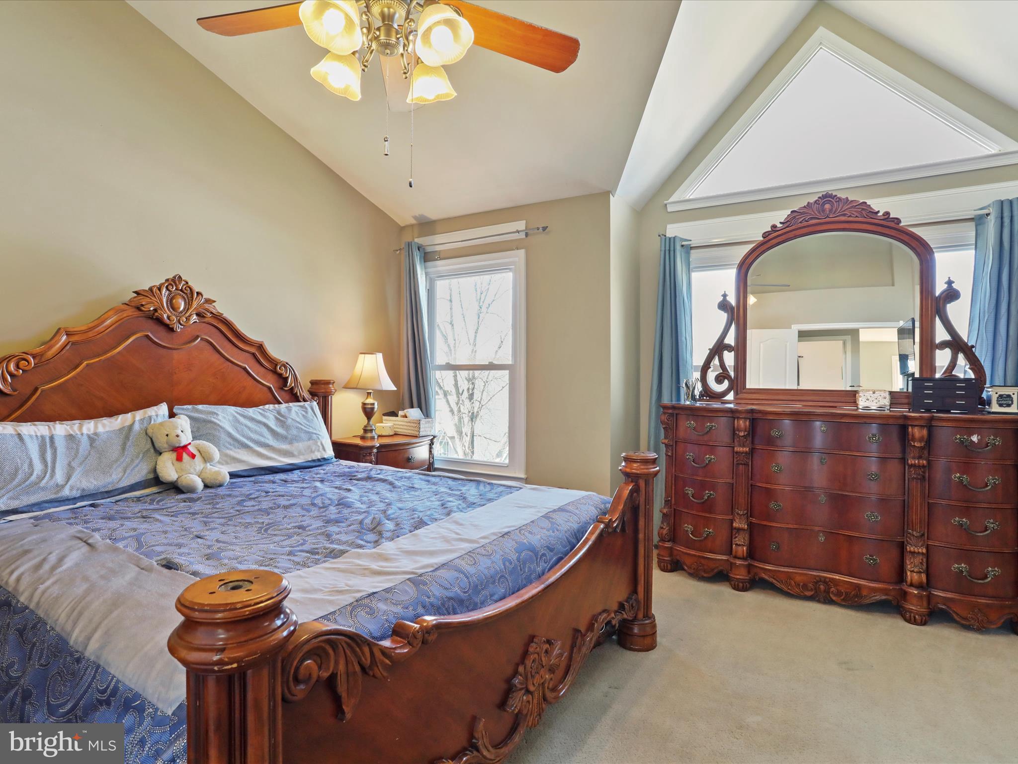 SPRING RIDGE - Residential