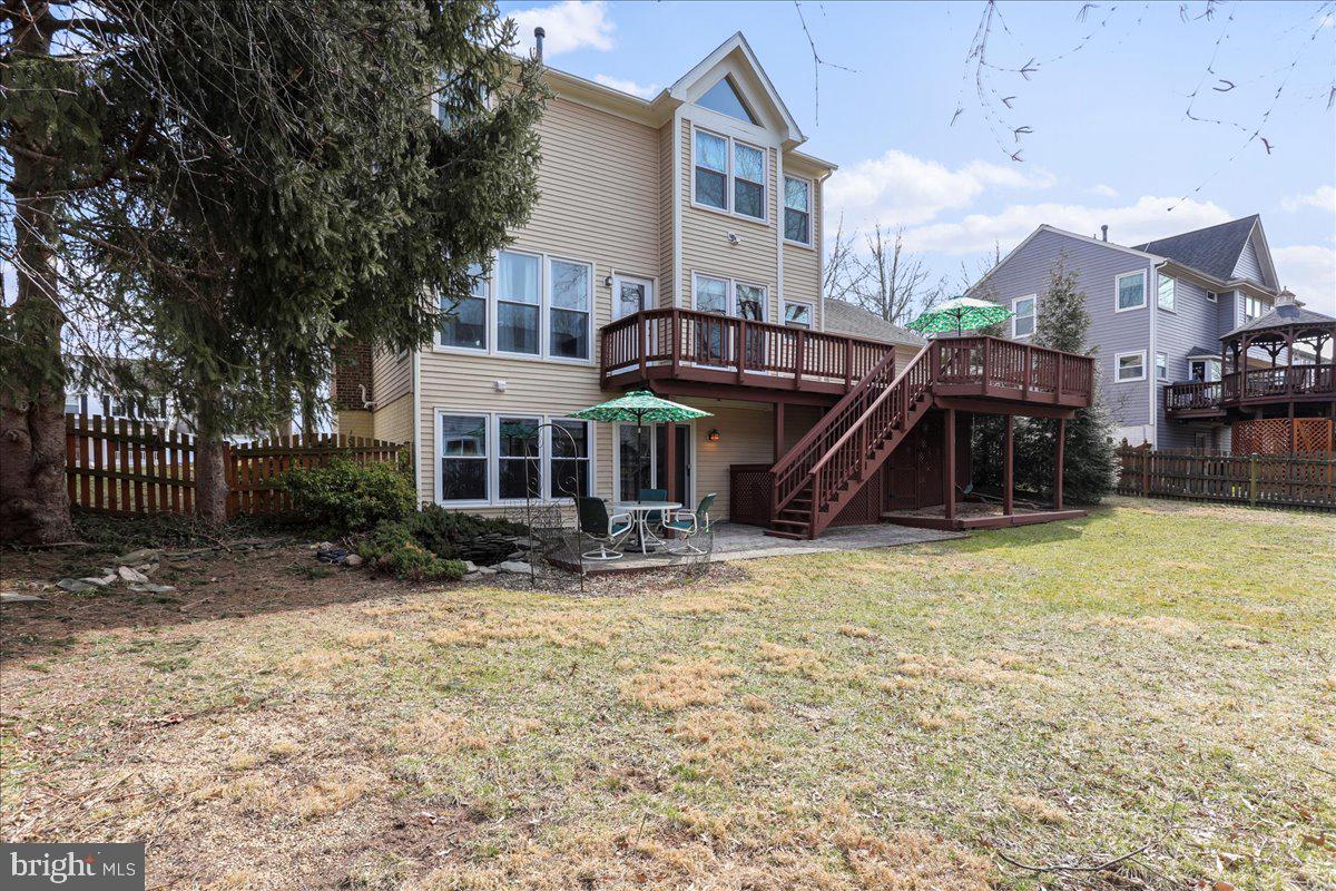SPRING RIDGE - Residential