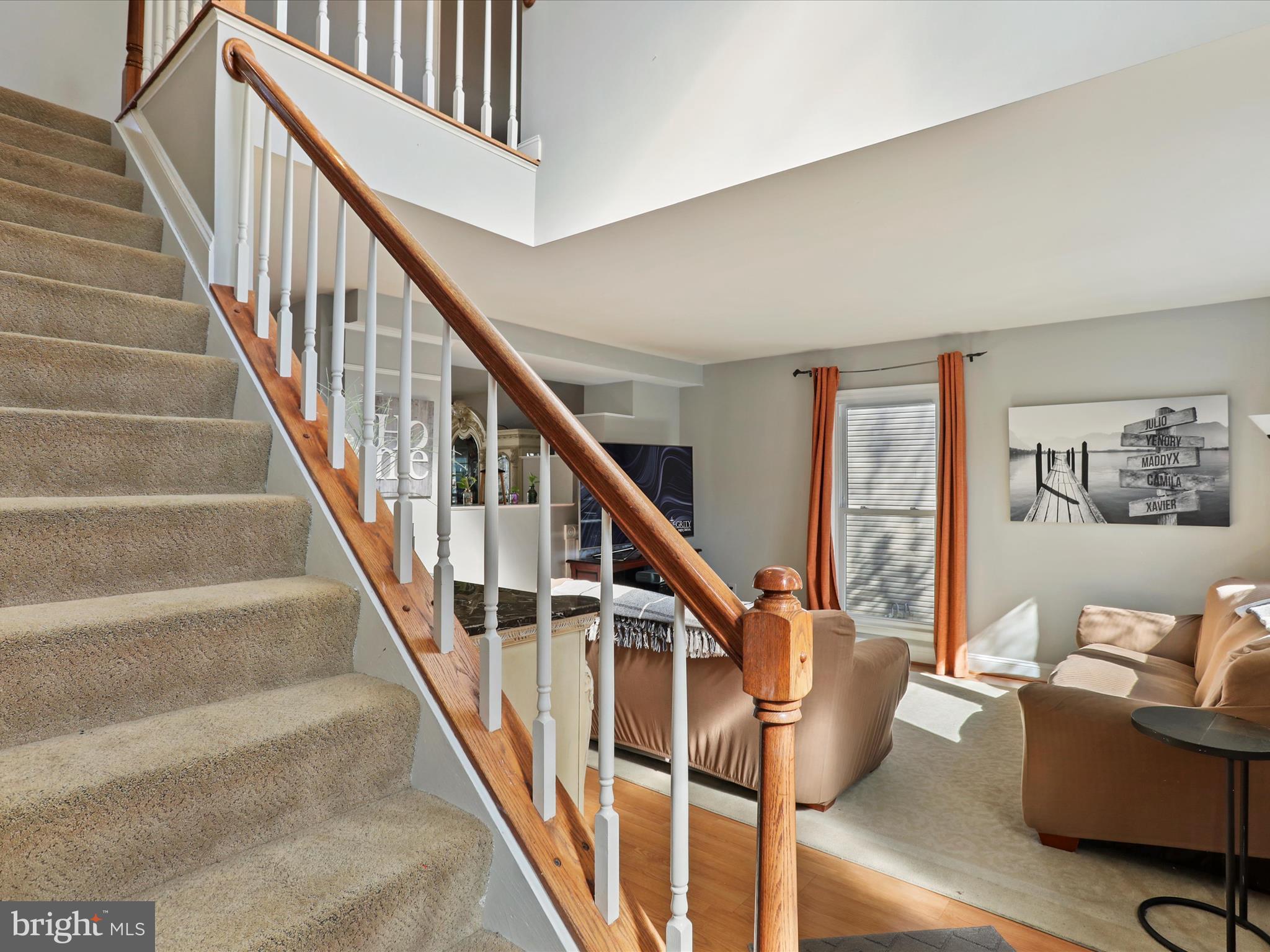 SPRING RIDGE - Residential