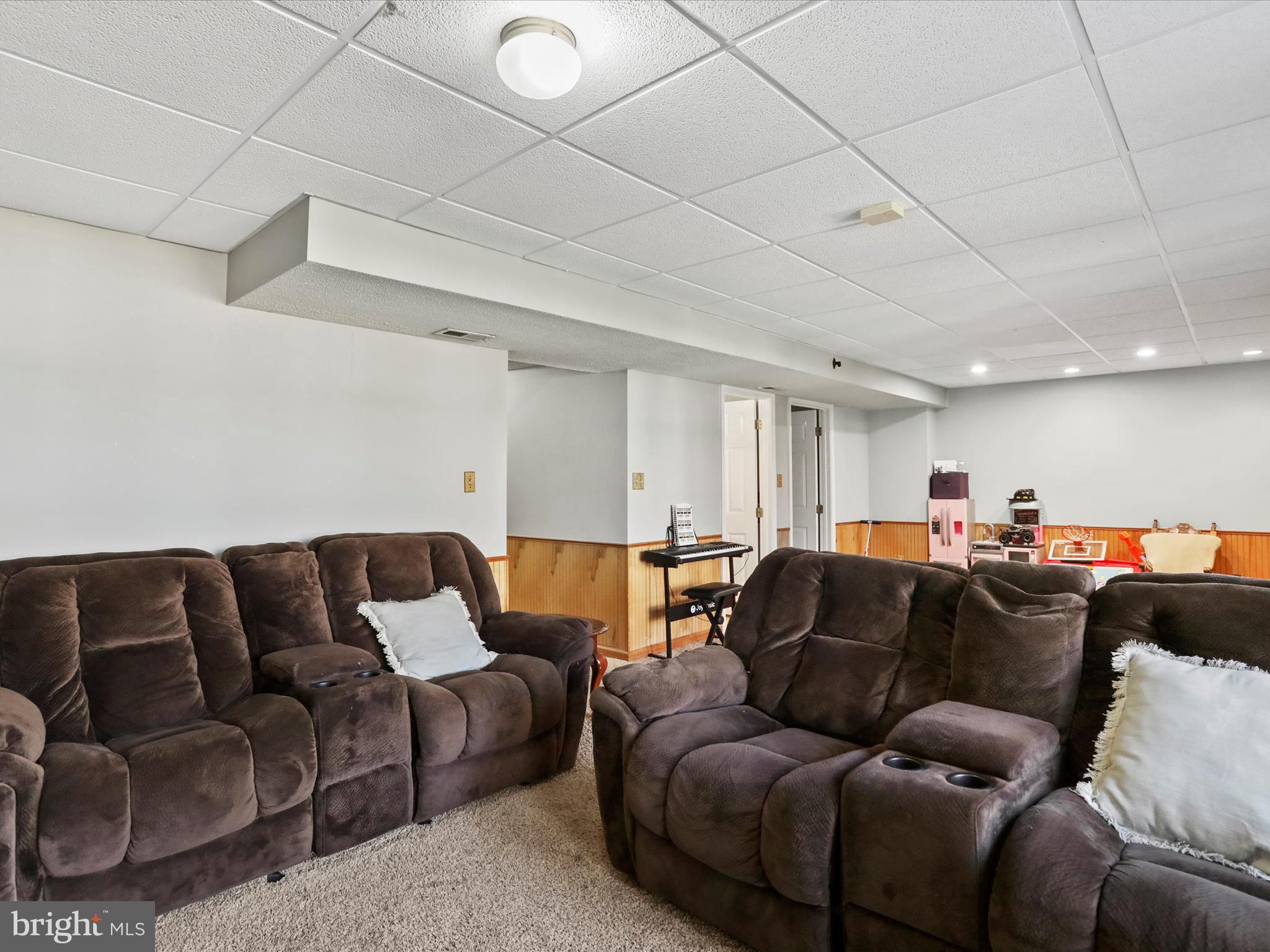 SPRING RIDGE - Residential
