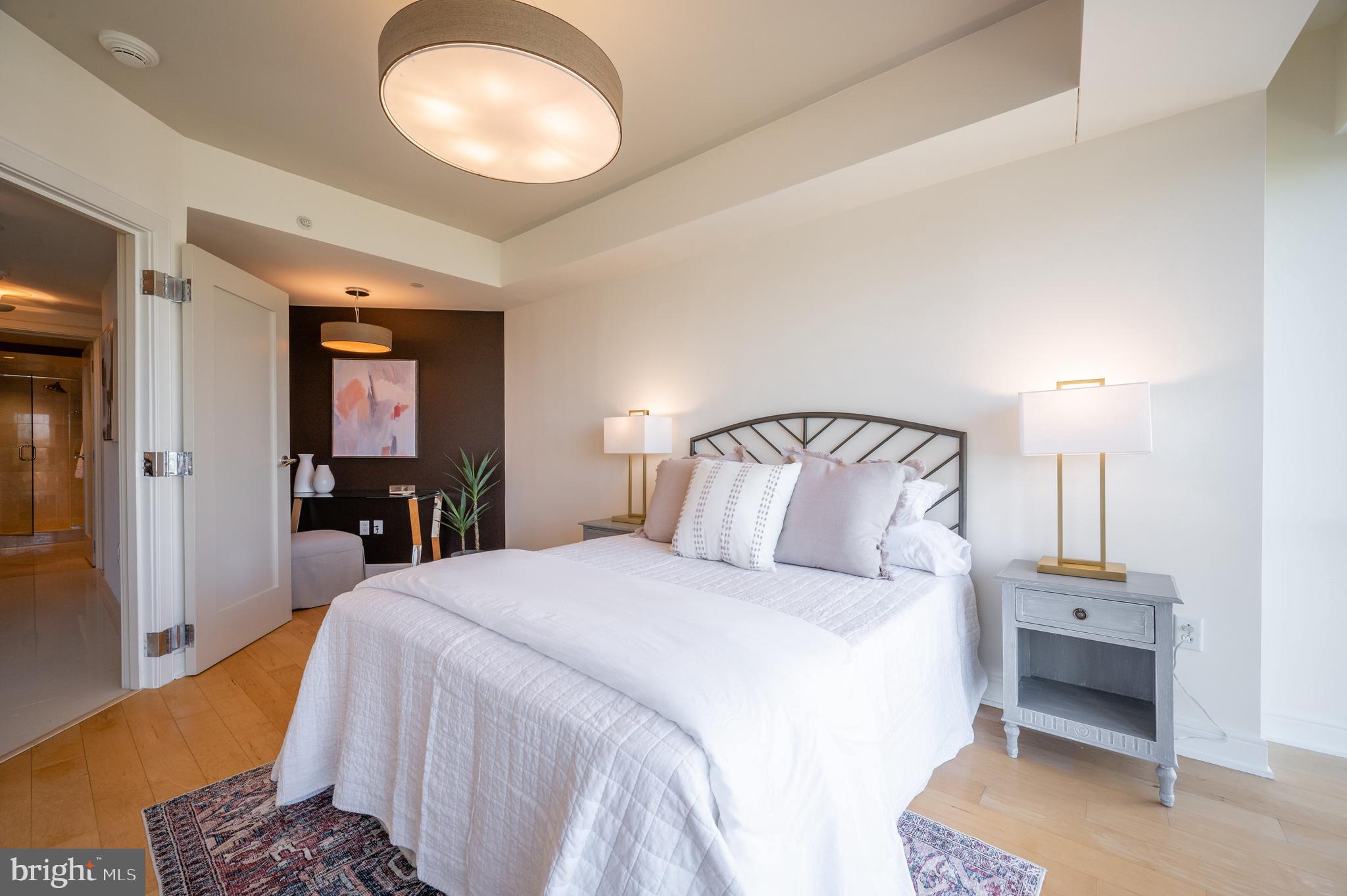 THE WATERVIEW - Residential