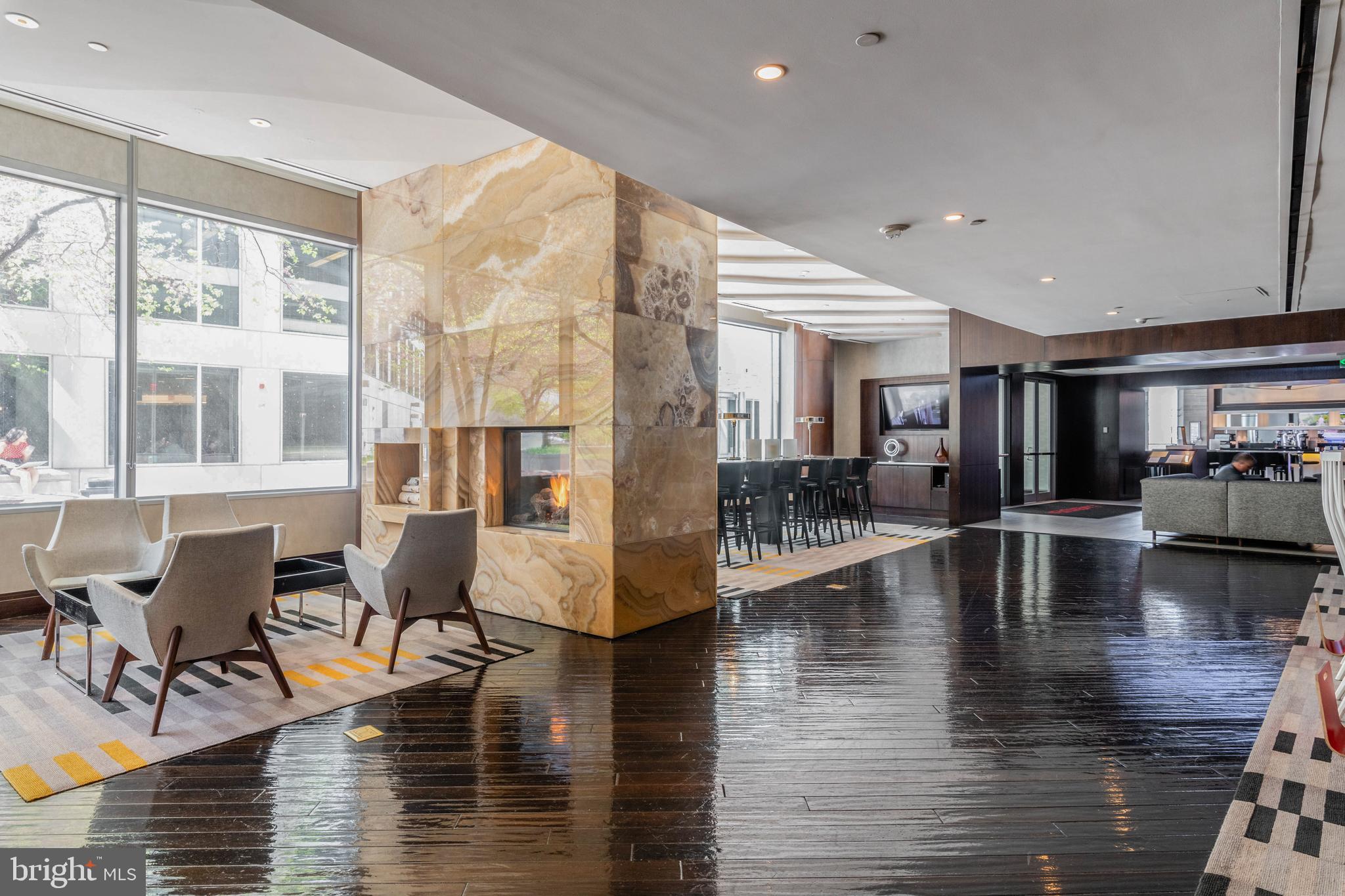 THE WATERVIEW - Residential