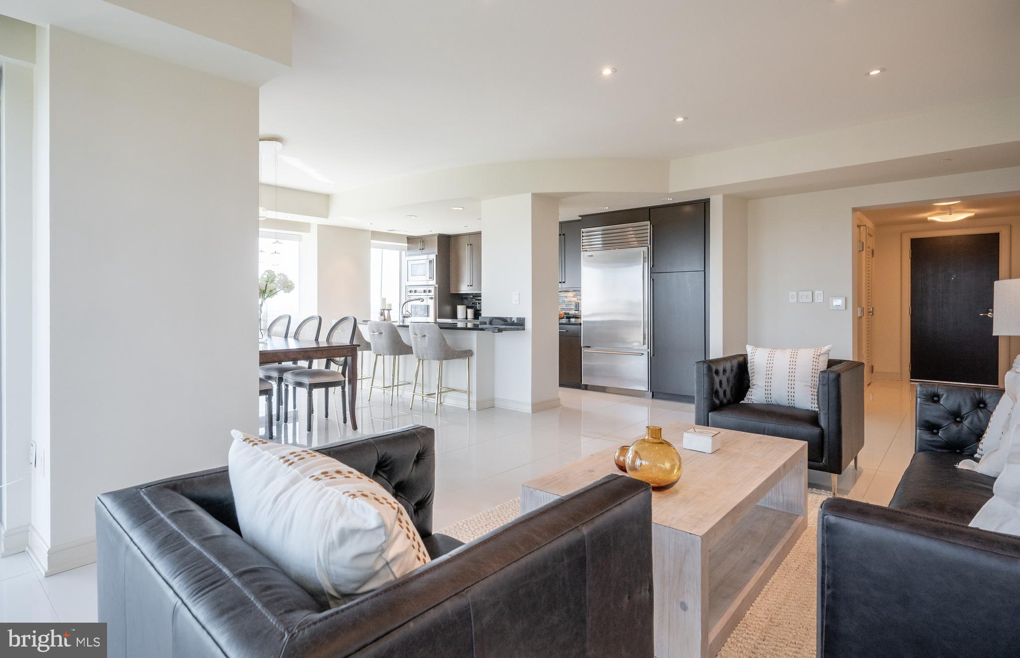 THE WATERVIEW - Residential