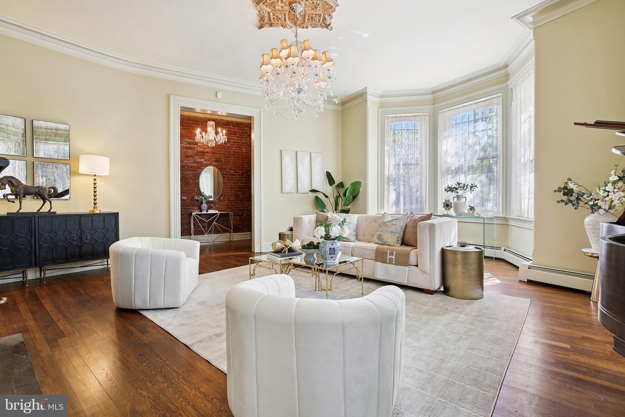 LOGAN CIRCLE - Residential