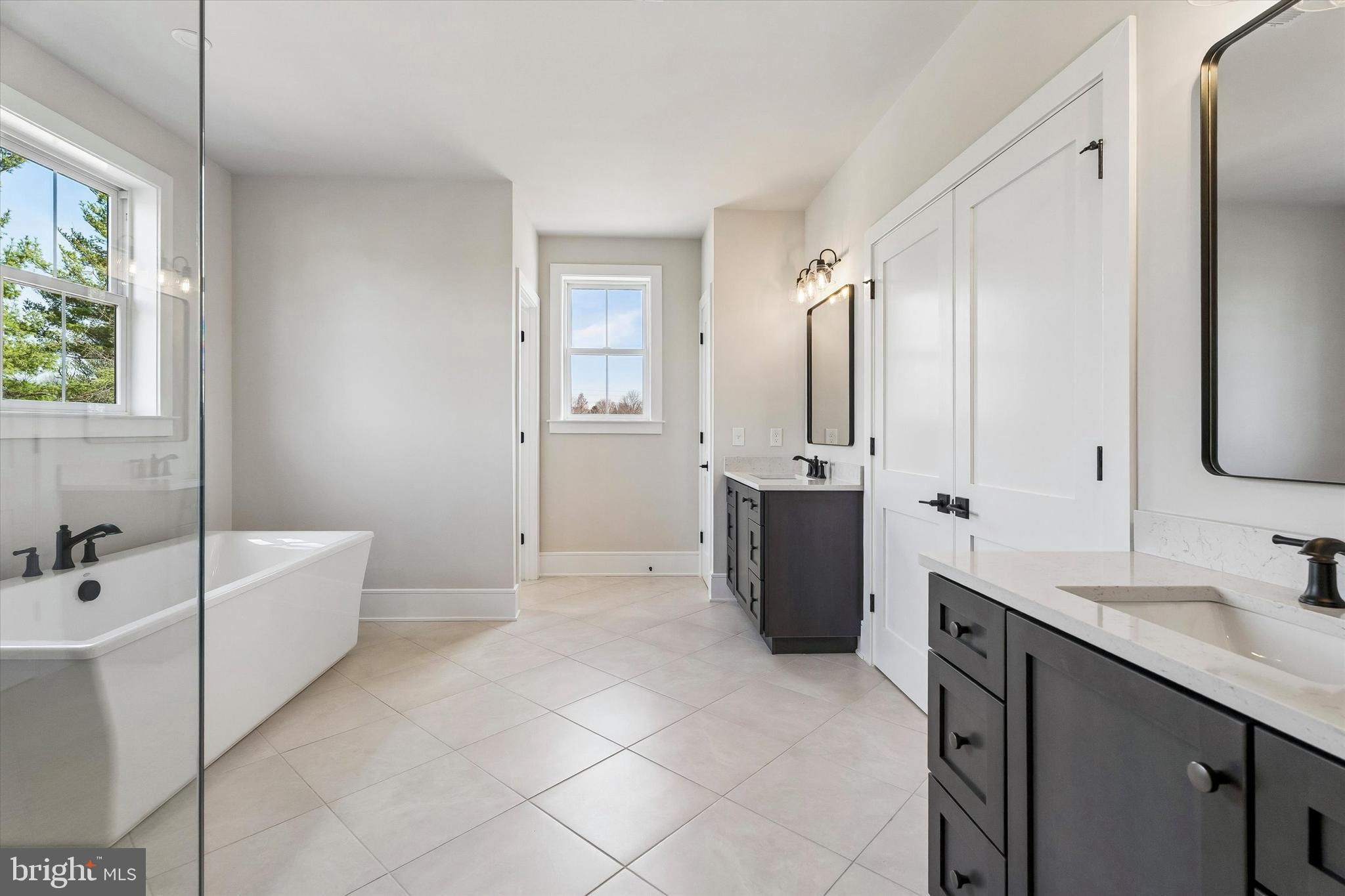 LANSDALE - Residential