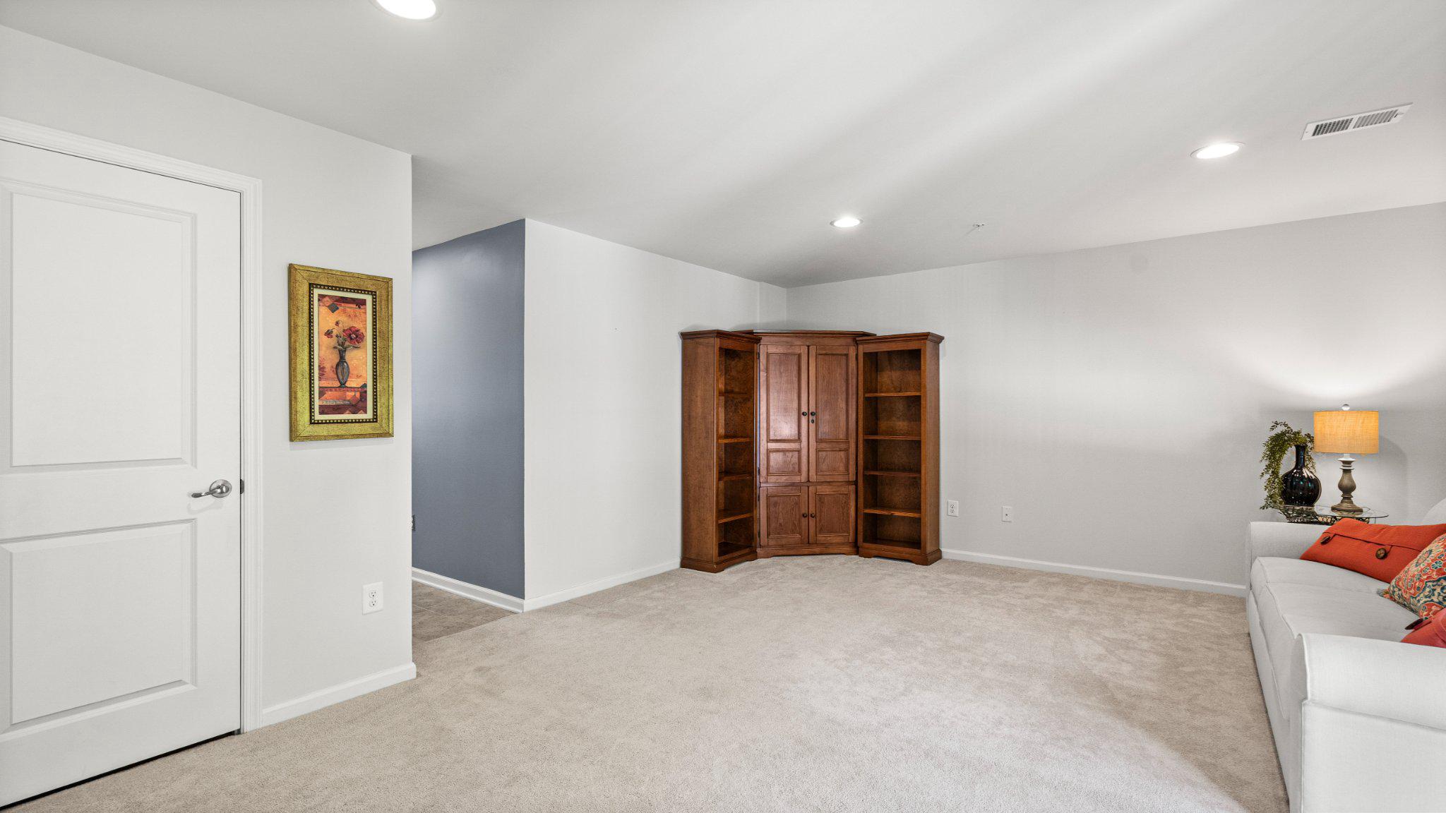 MAGNESS MILL - Residential