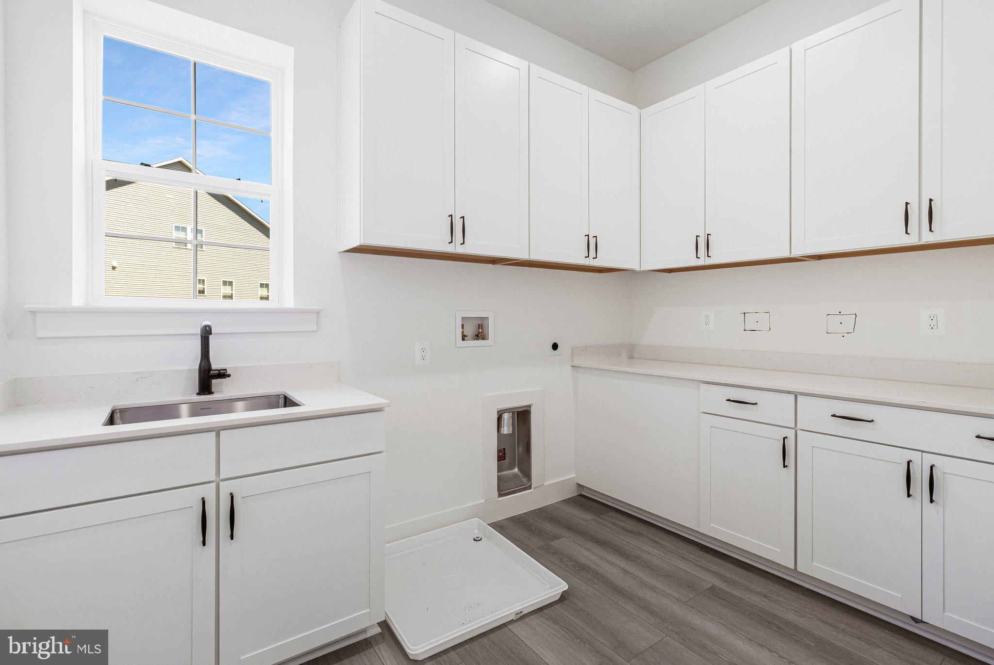 ST JAMES - Residential