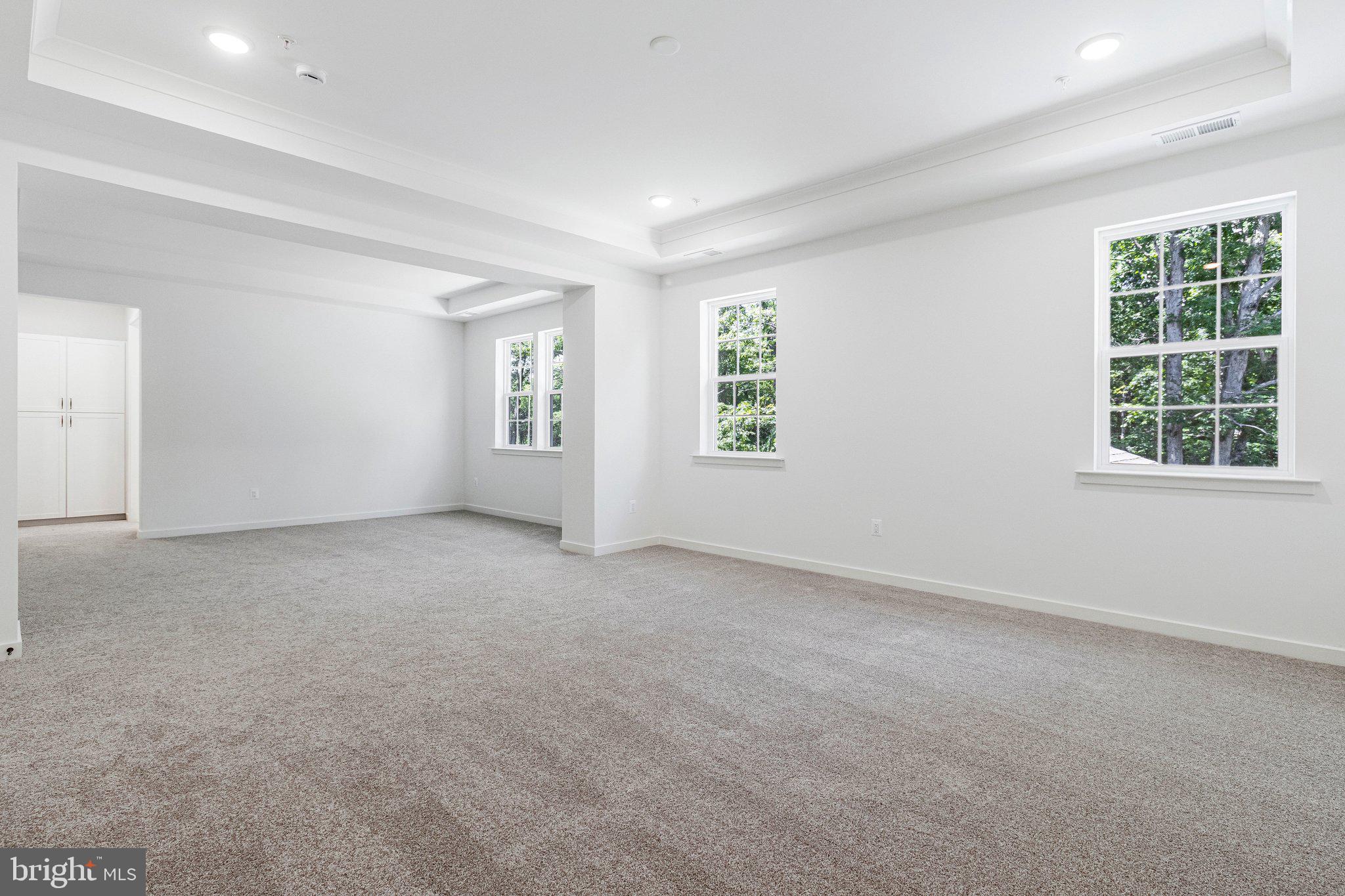 ST JAMES - Residential