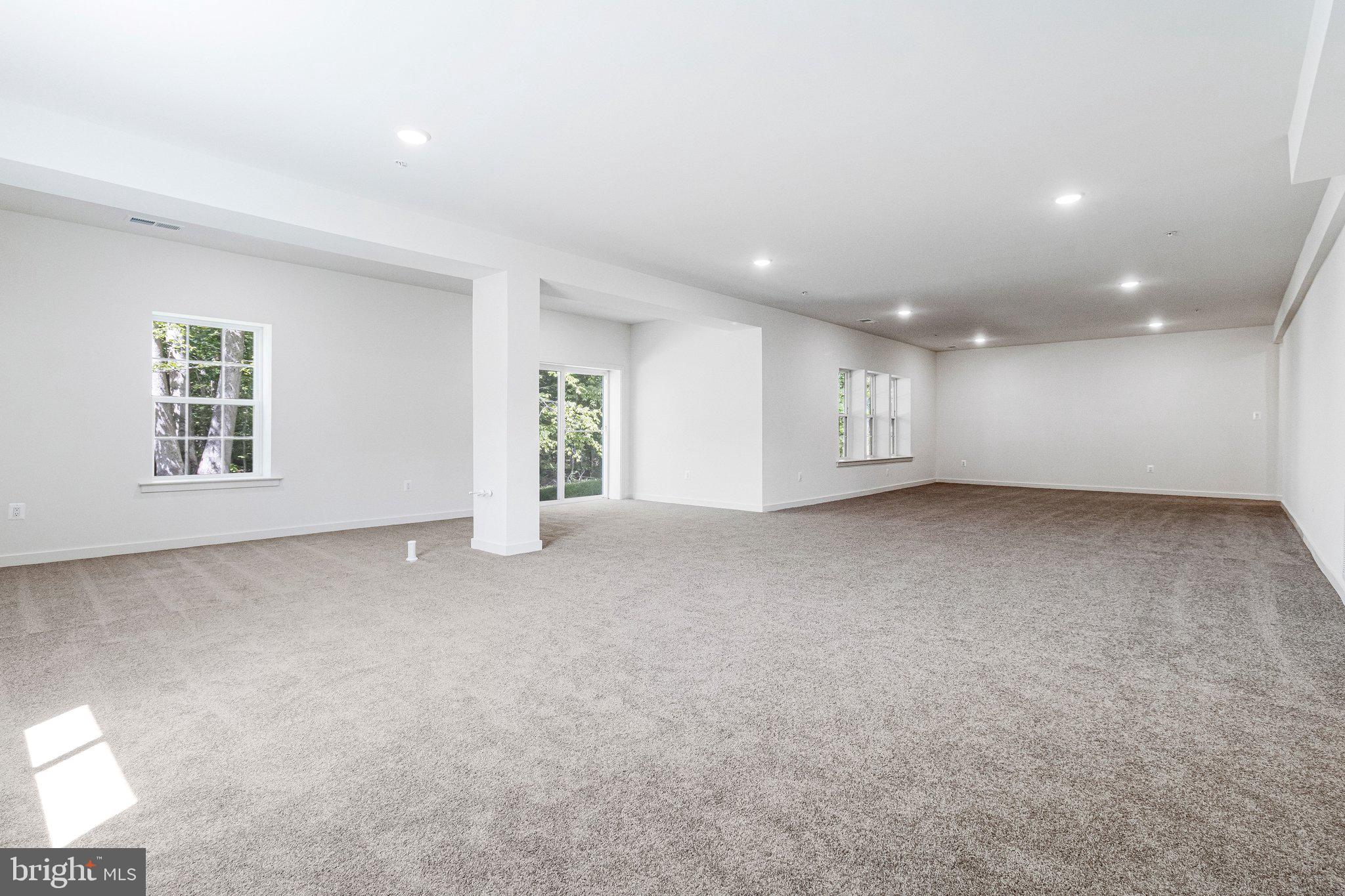 ST JAMES - Residential