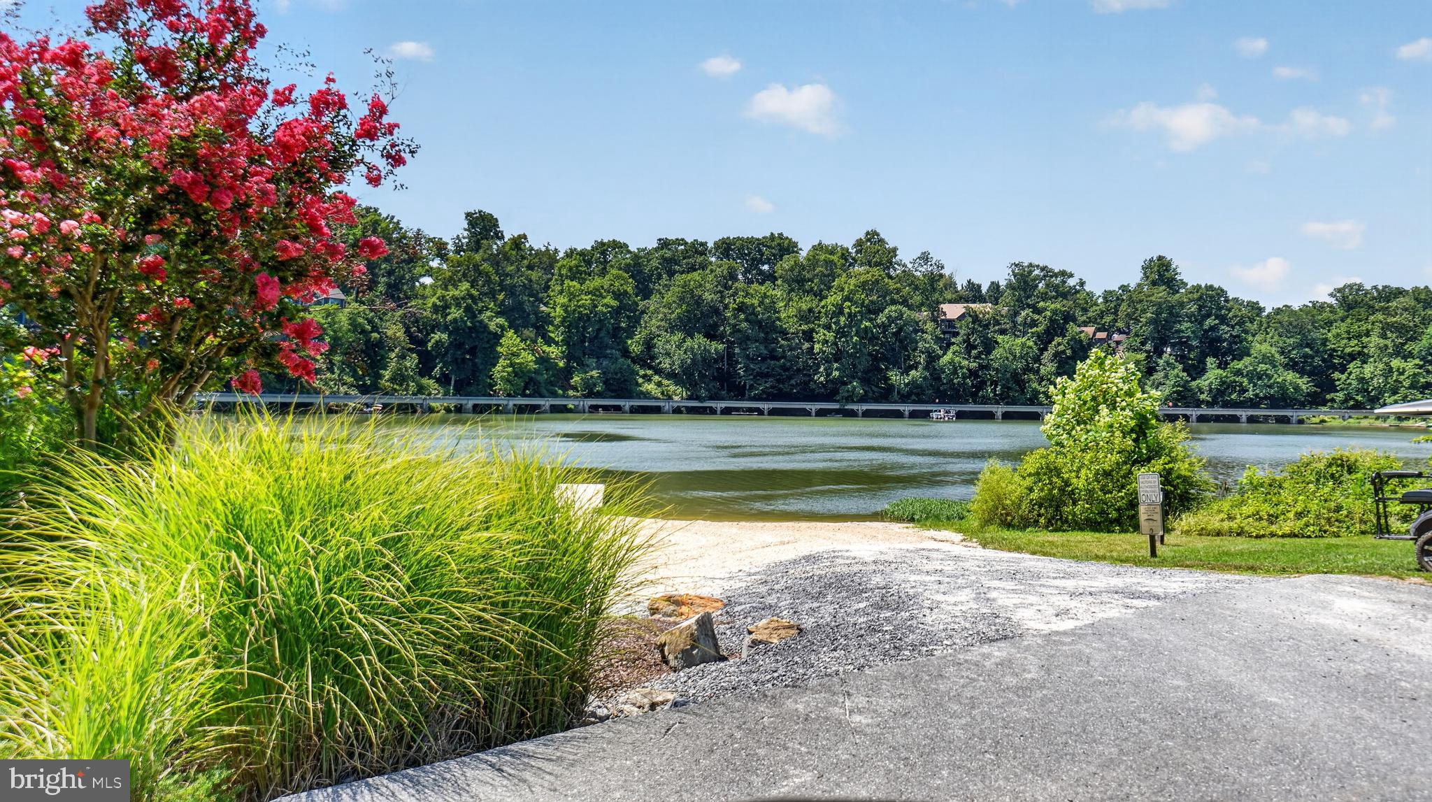 NORTH SHORE - Residential