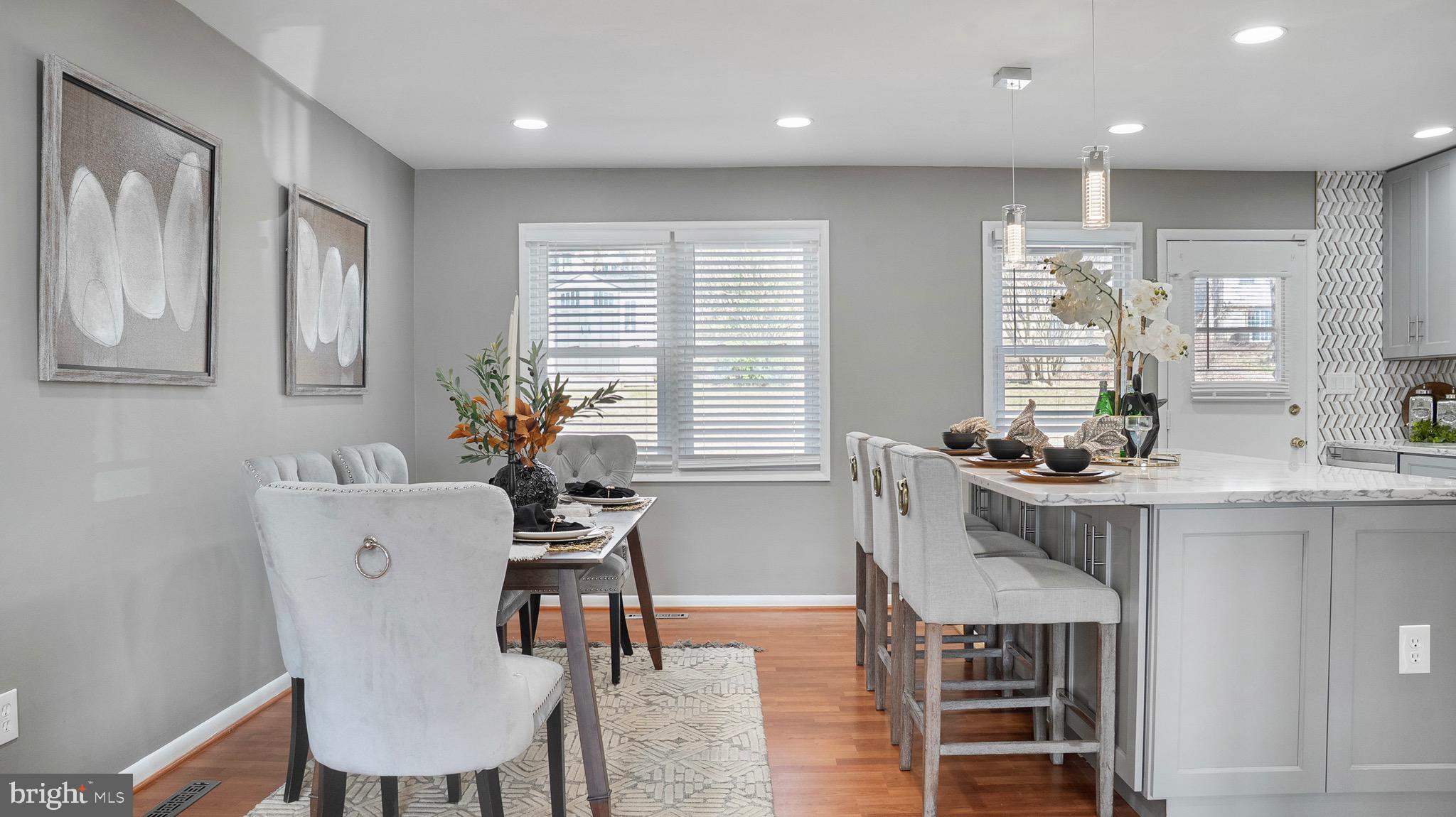 WOODBRIDGE VALLEY - Residential