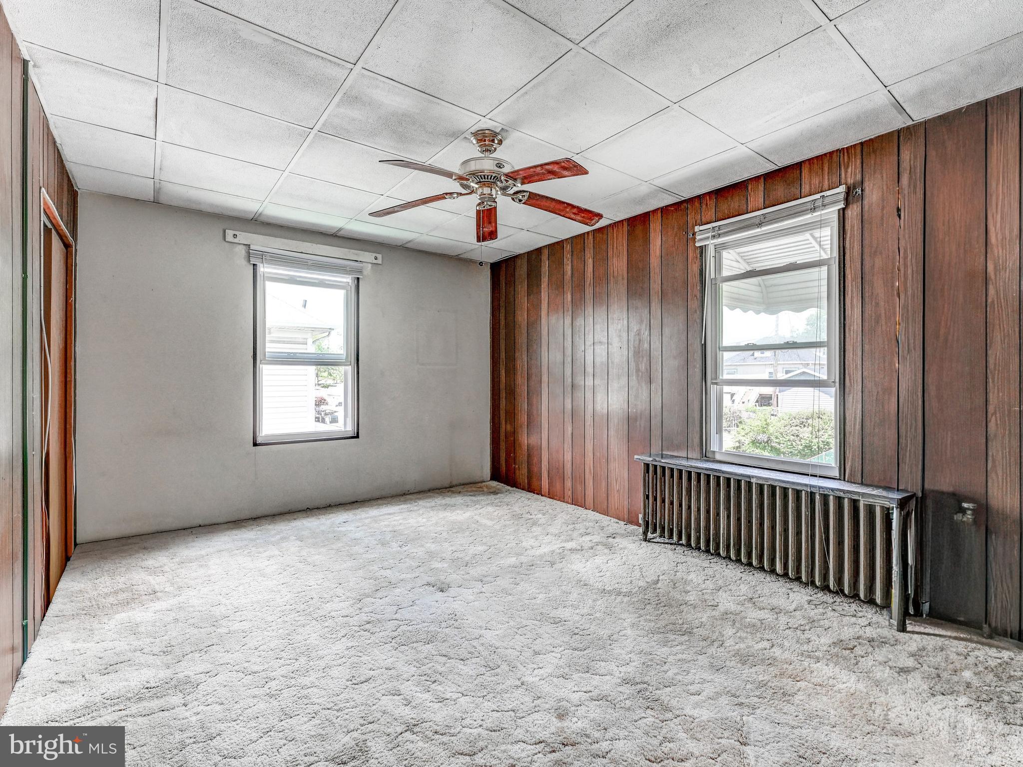 NEW PITTSBURG - Residential