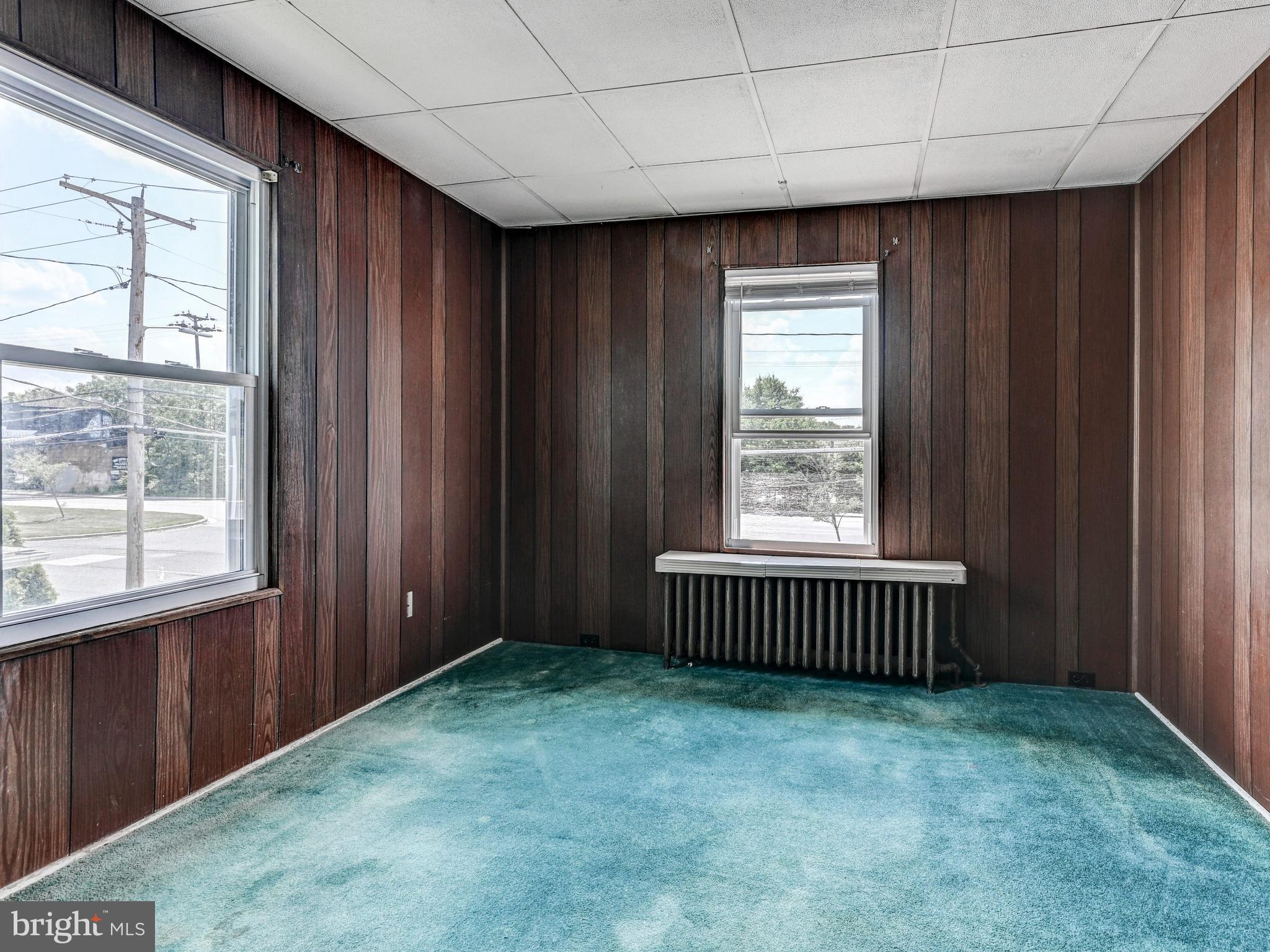 NEW PITTSBURG - Residential