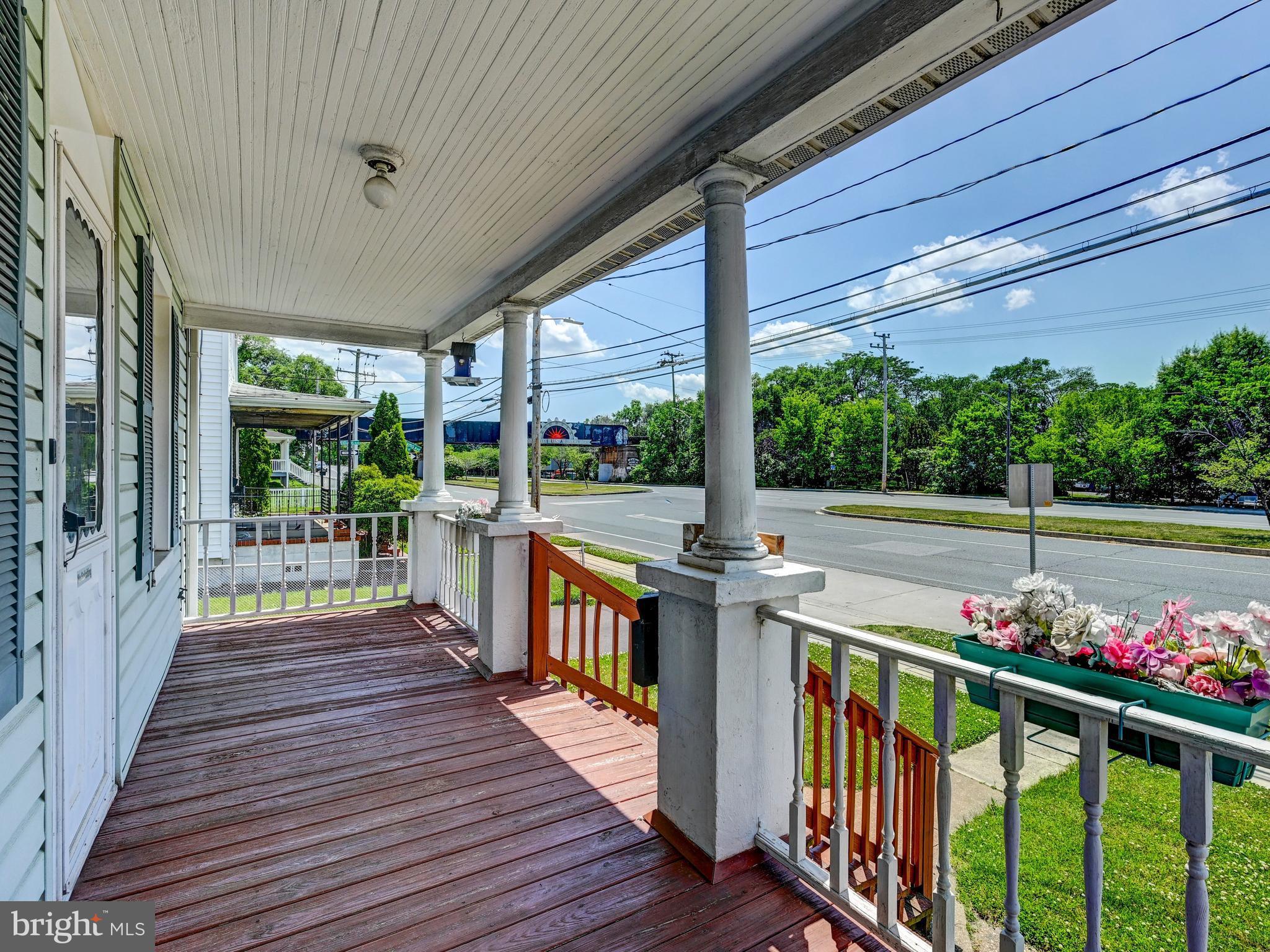 NEW PITTSBURG - Residential