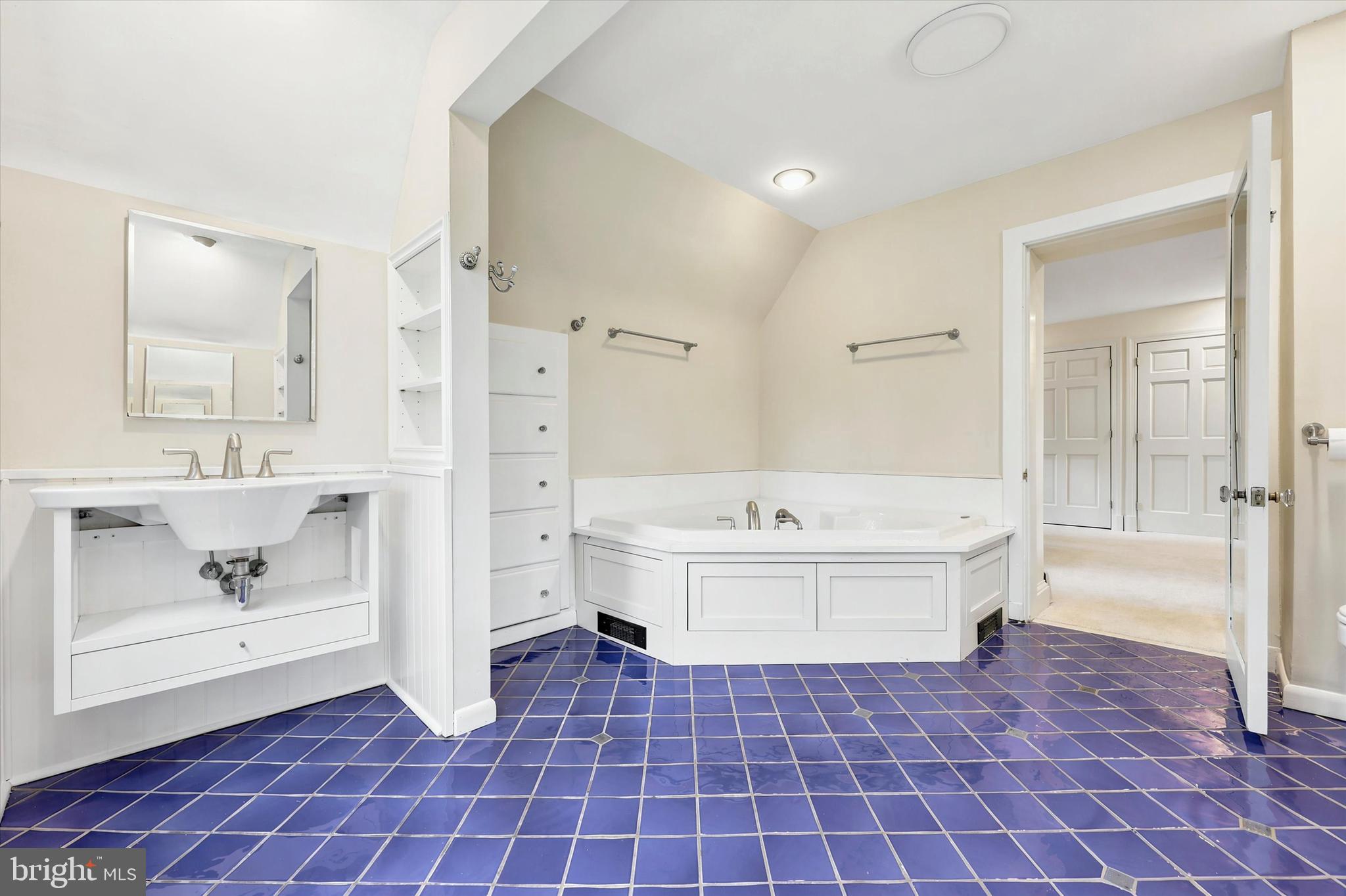 MERION - Residential