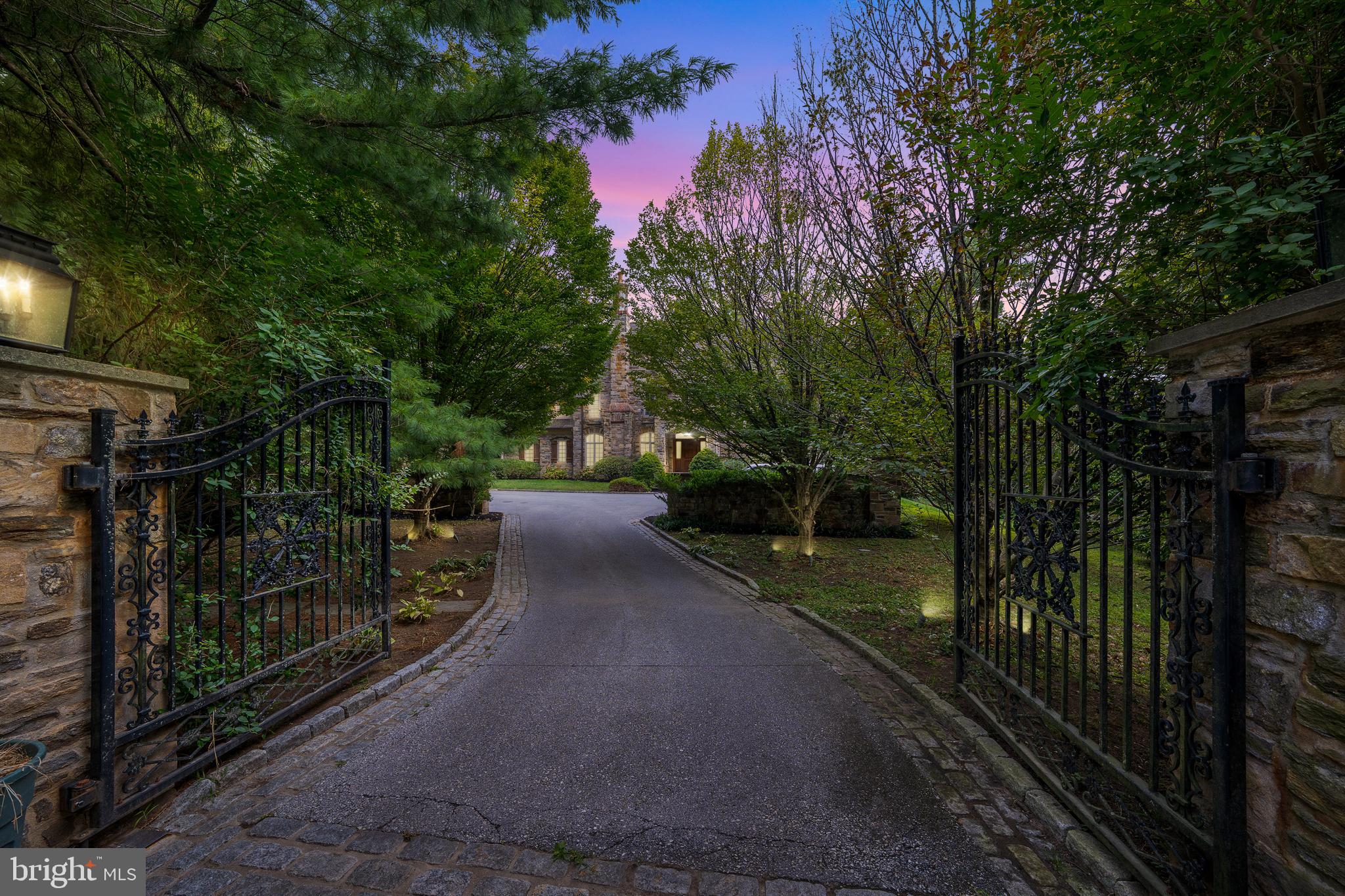 BRYN MAWR - Residential