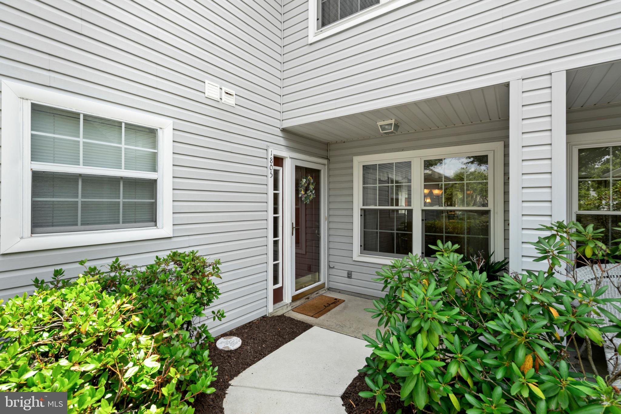 BROOKSTONE - Residential
