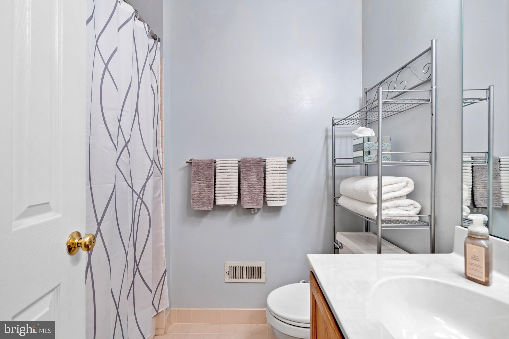 BROOKSTONE - Residential