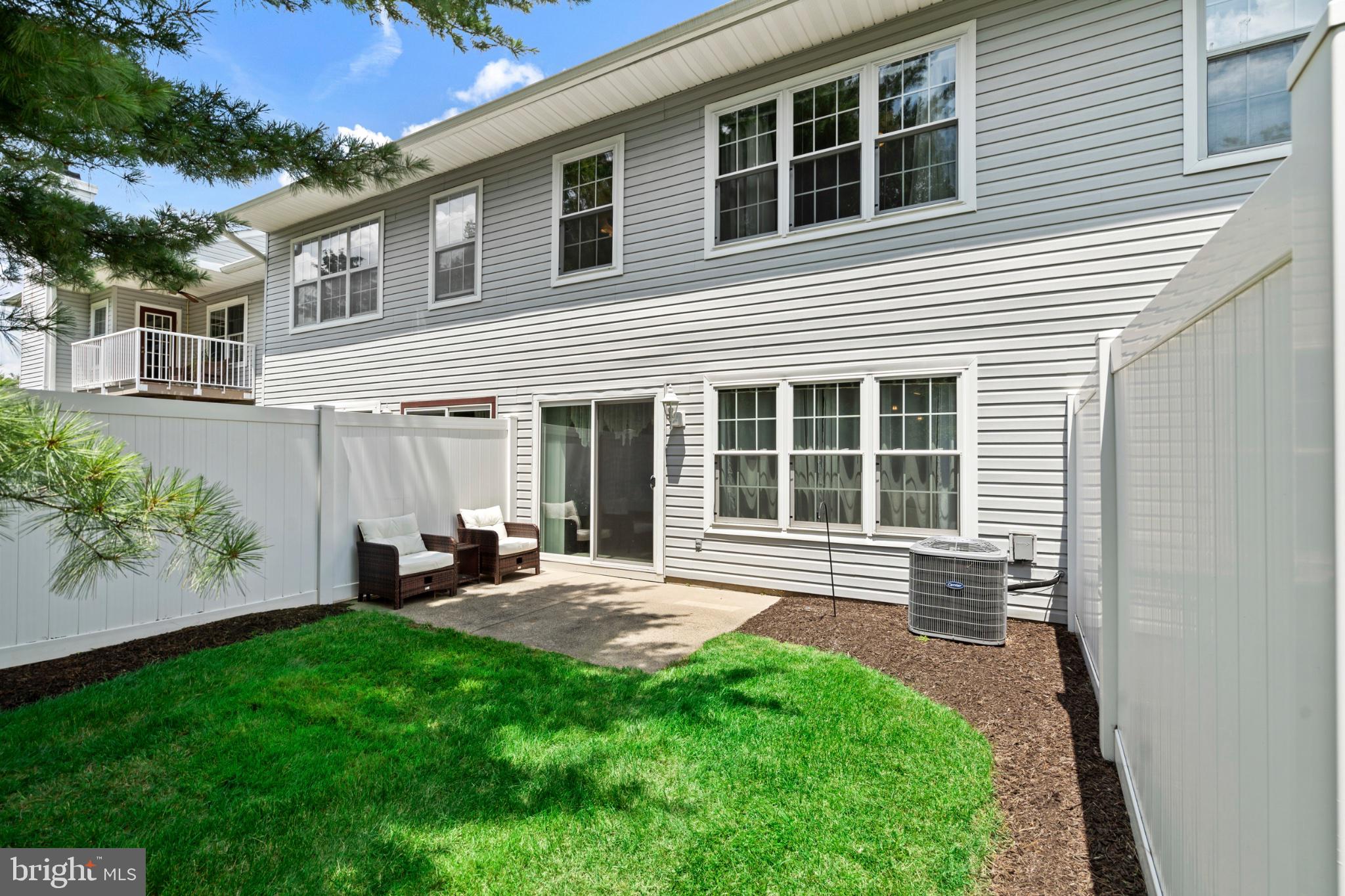 BROOKSTONE - Residential