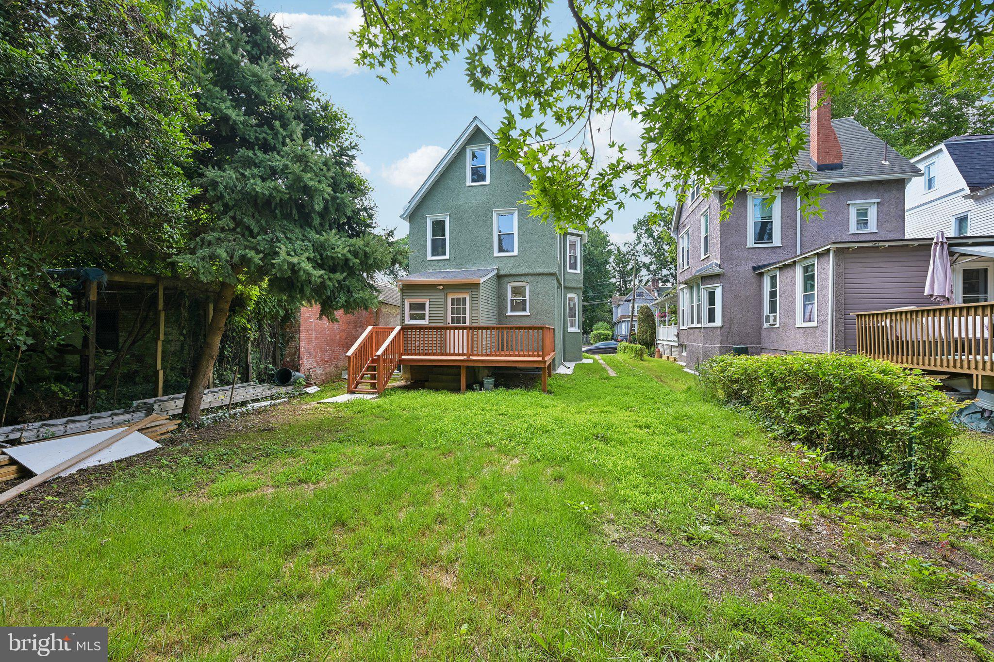 LANSDOWNE - Residential
