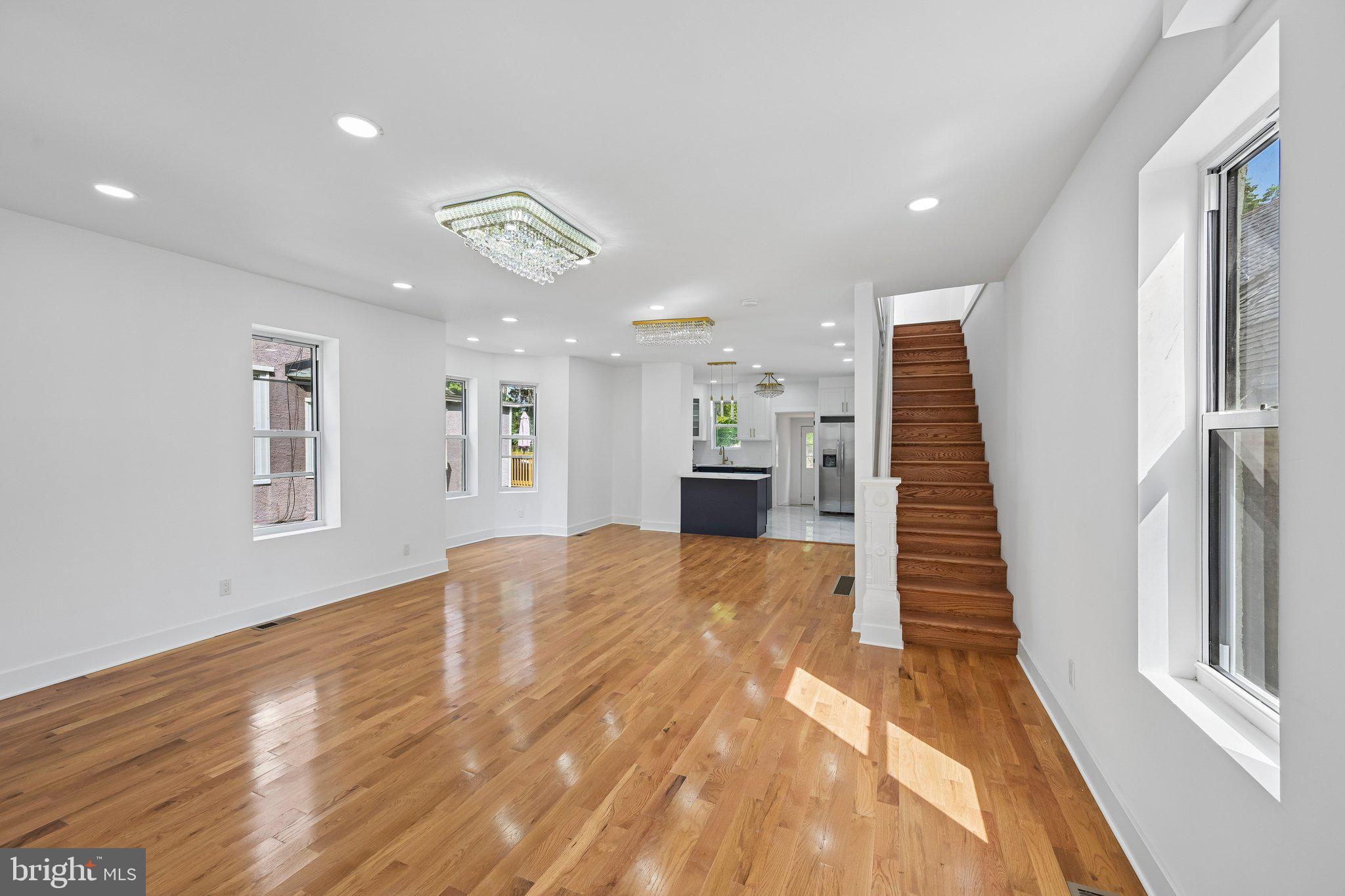 LANSDOWNE - Residential