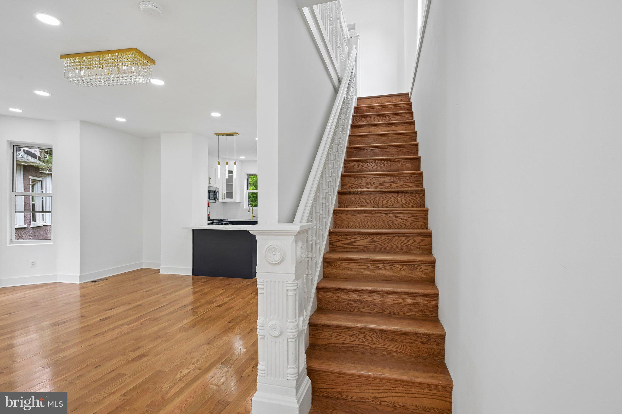 LANSDOWNE - Residential