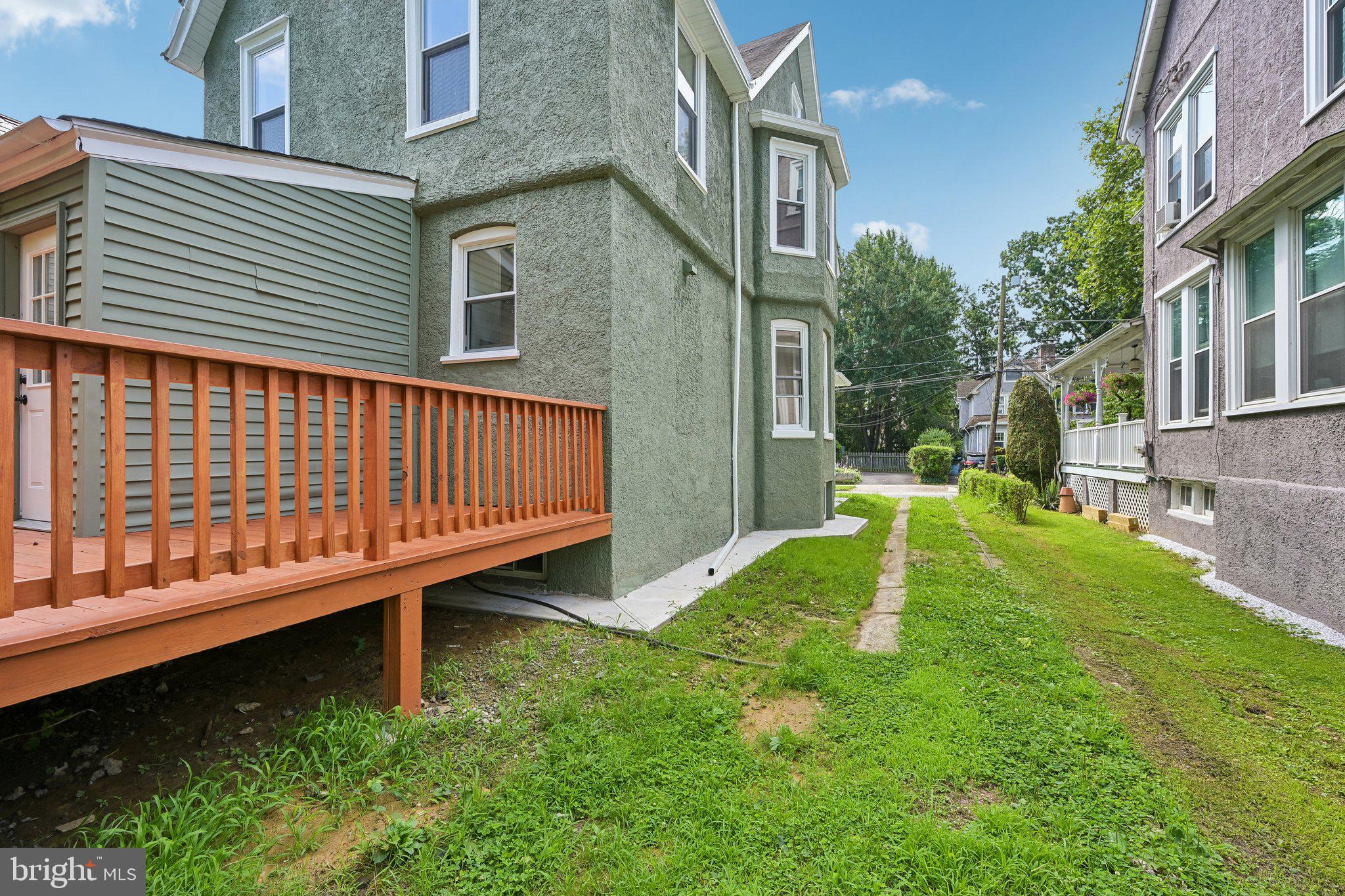 LANSDOWNE - Residential