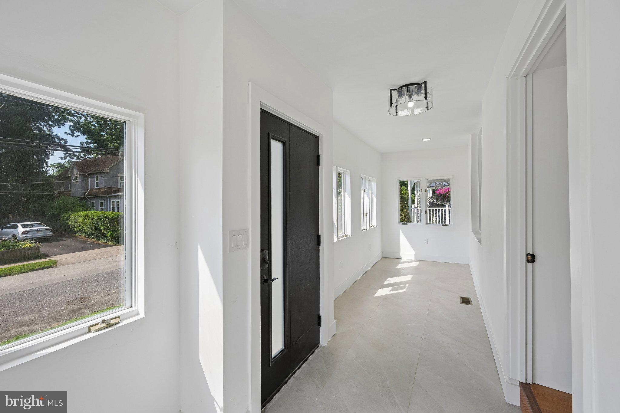 LANSDOWNE - Residential