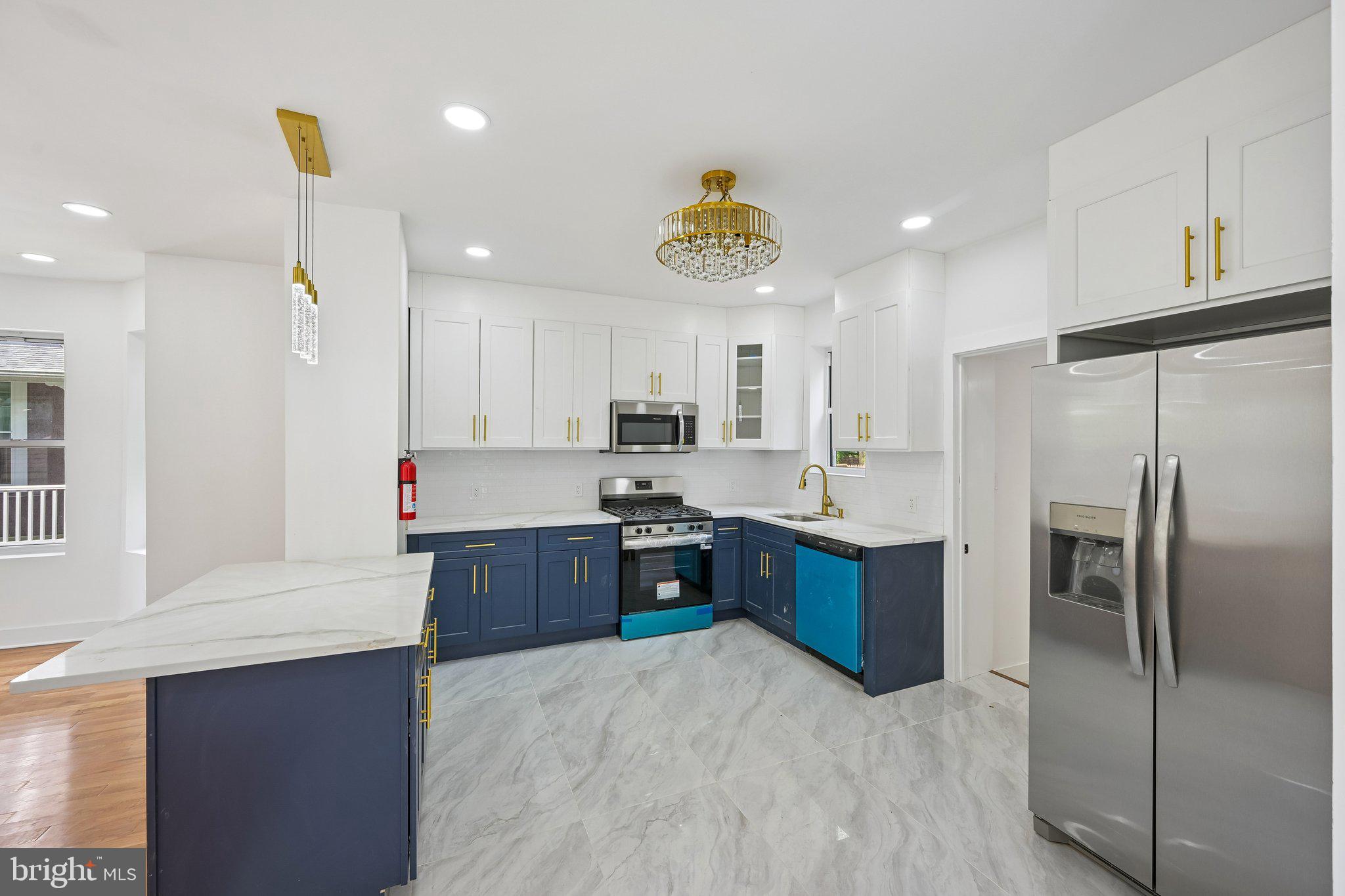 LANSDOWNE - Residential