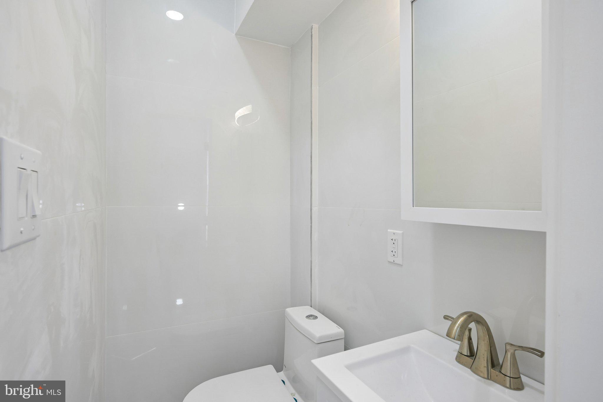 LANSDOWNE - Residential