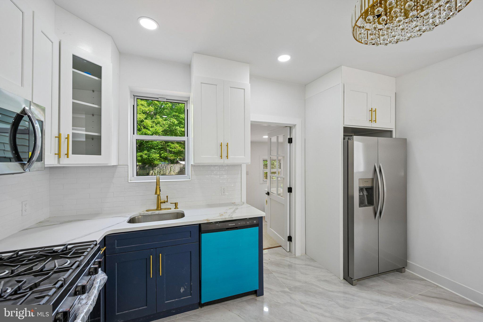 LANSDOWNE - Residential