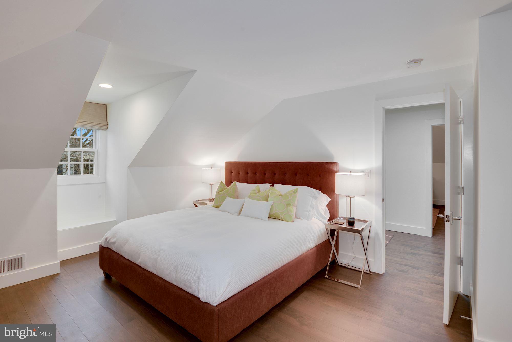 GEORGETOWN - Residential