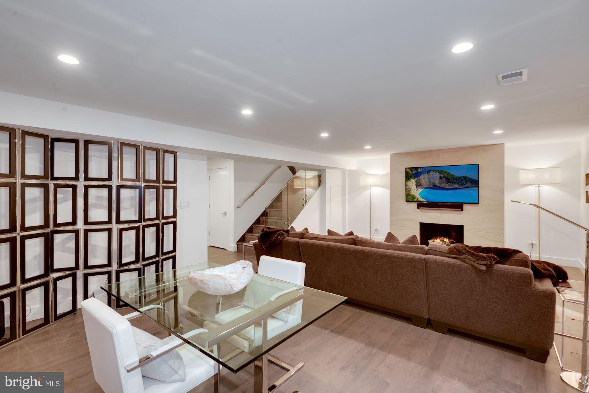 GEORGETOWN - Residential