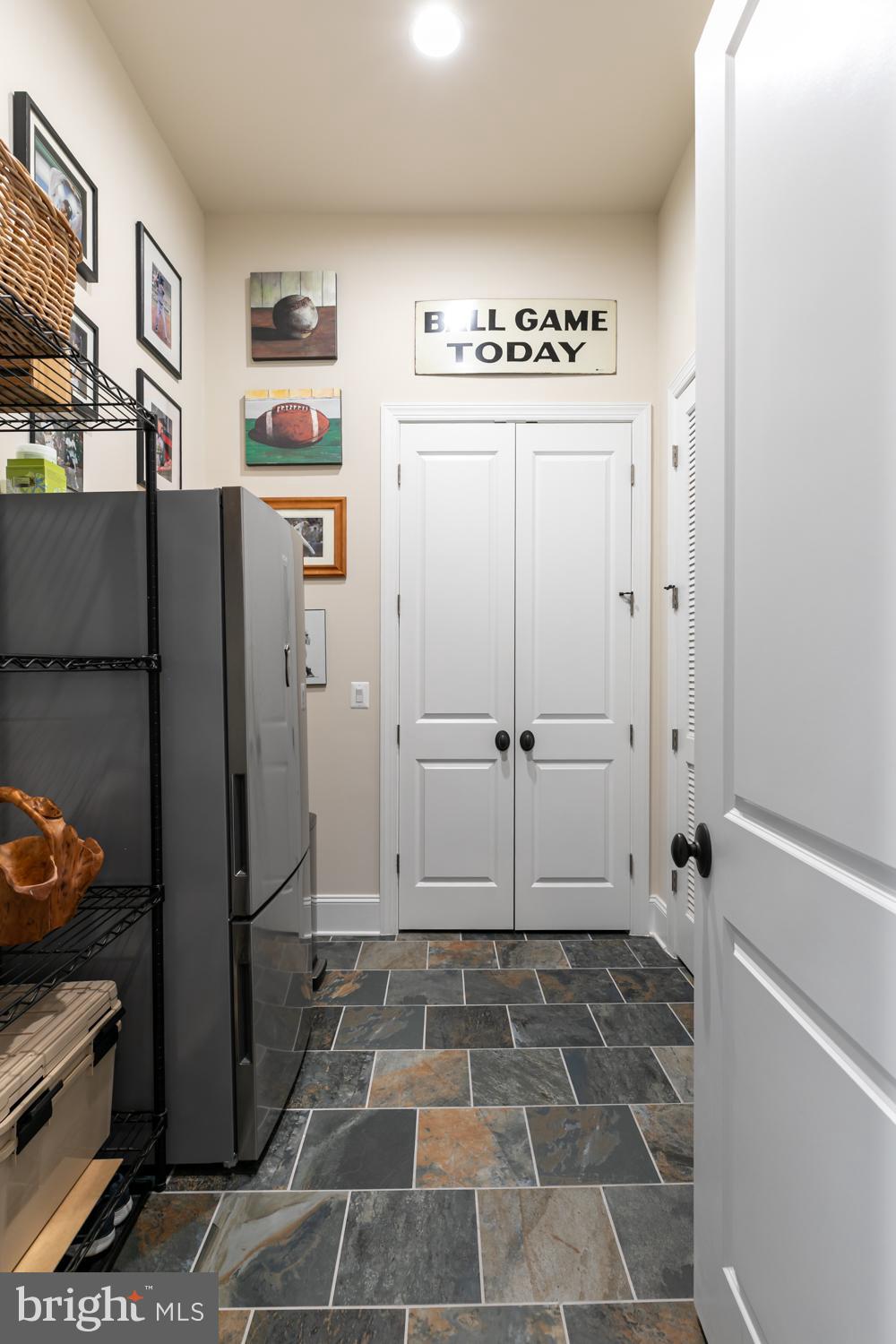 ONE LOUDOUN - Residential