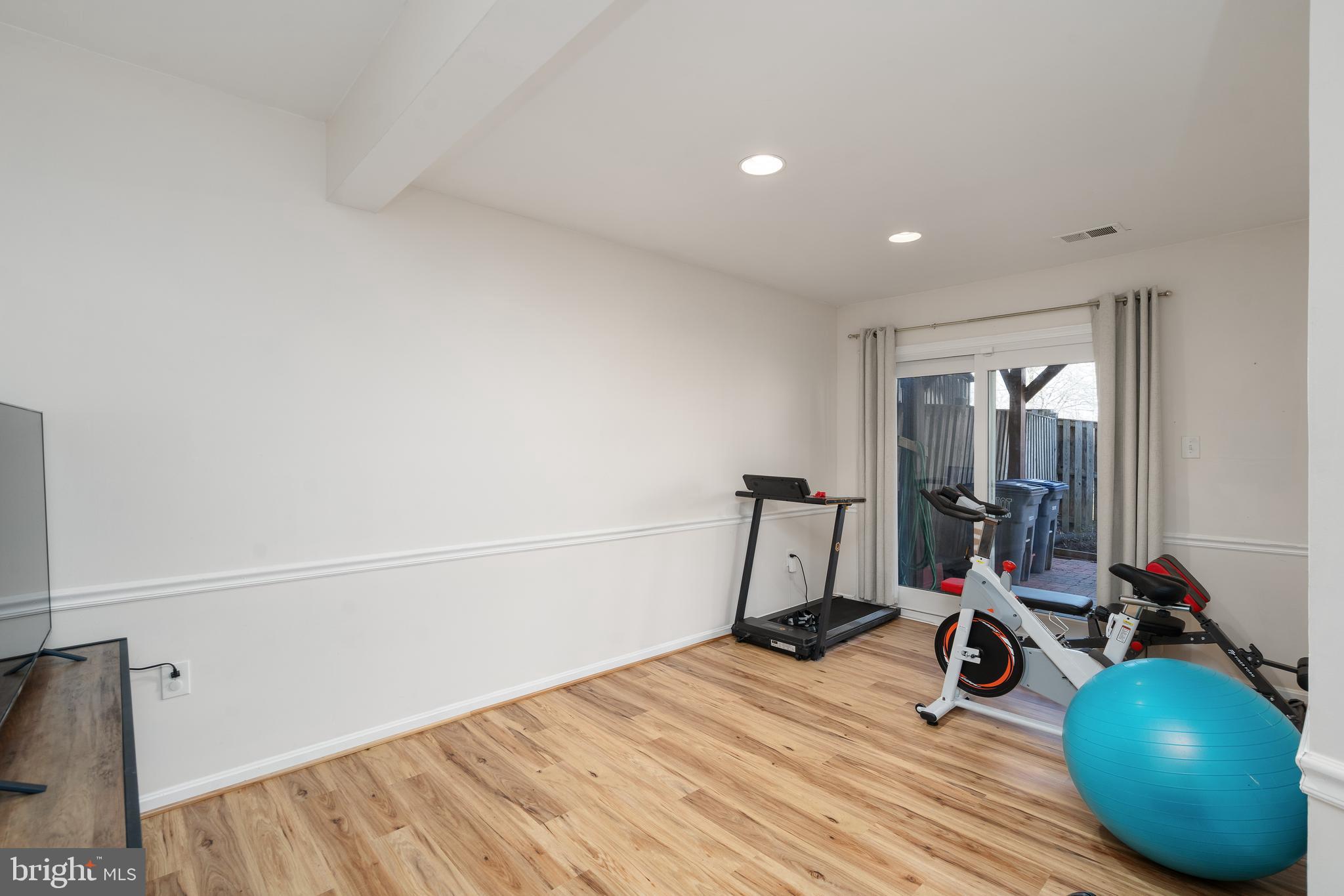KINGS PARK WEST - Residential