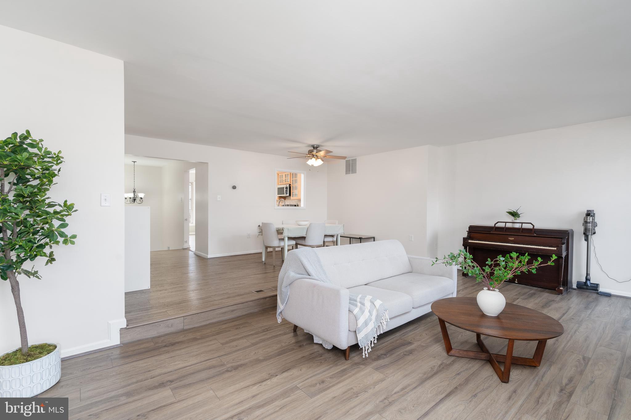 KINGS PARK WEST - Residential