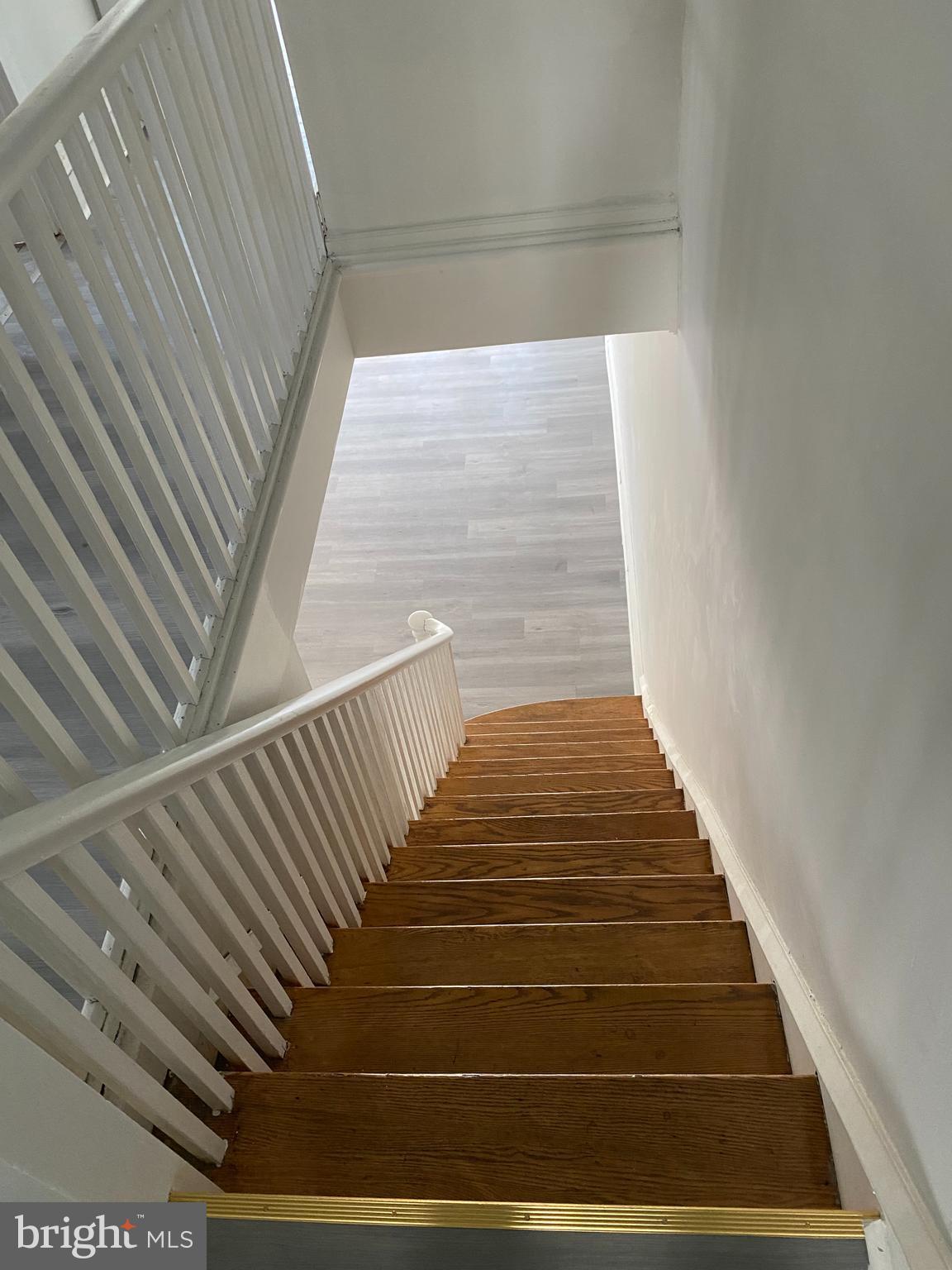 OXFORD CIRCLE - Residential