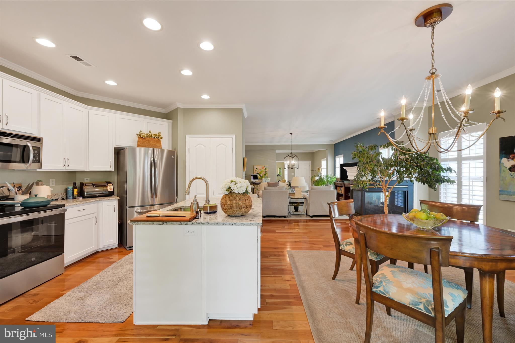 SYMPHONY VILLAGE AT CENTREVILLE - Residential