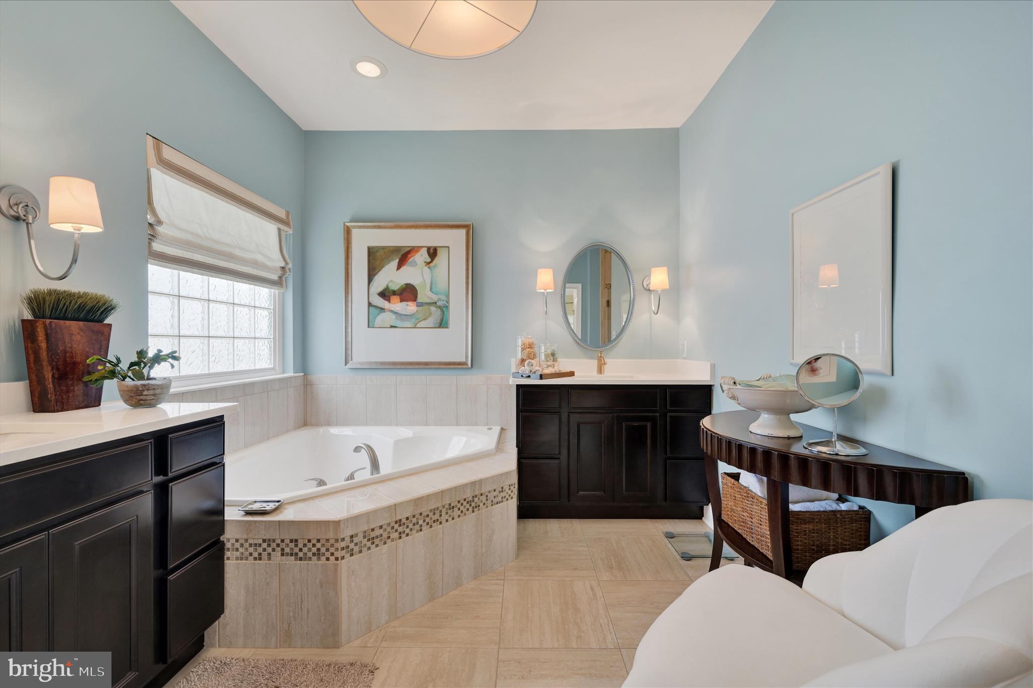 SYMPHONY VILLAGE AT CENTREVILLE - Residential