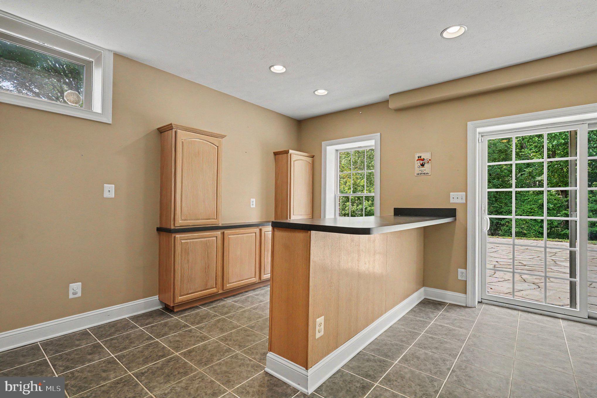 REGENTS RIDGE - Residential