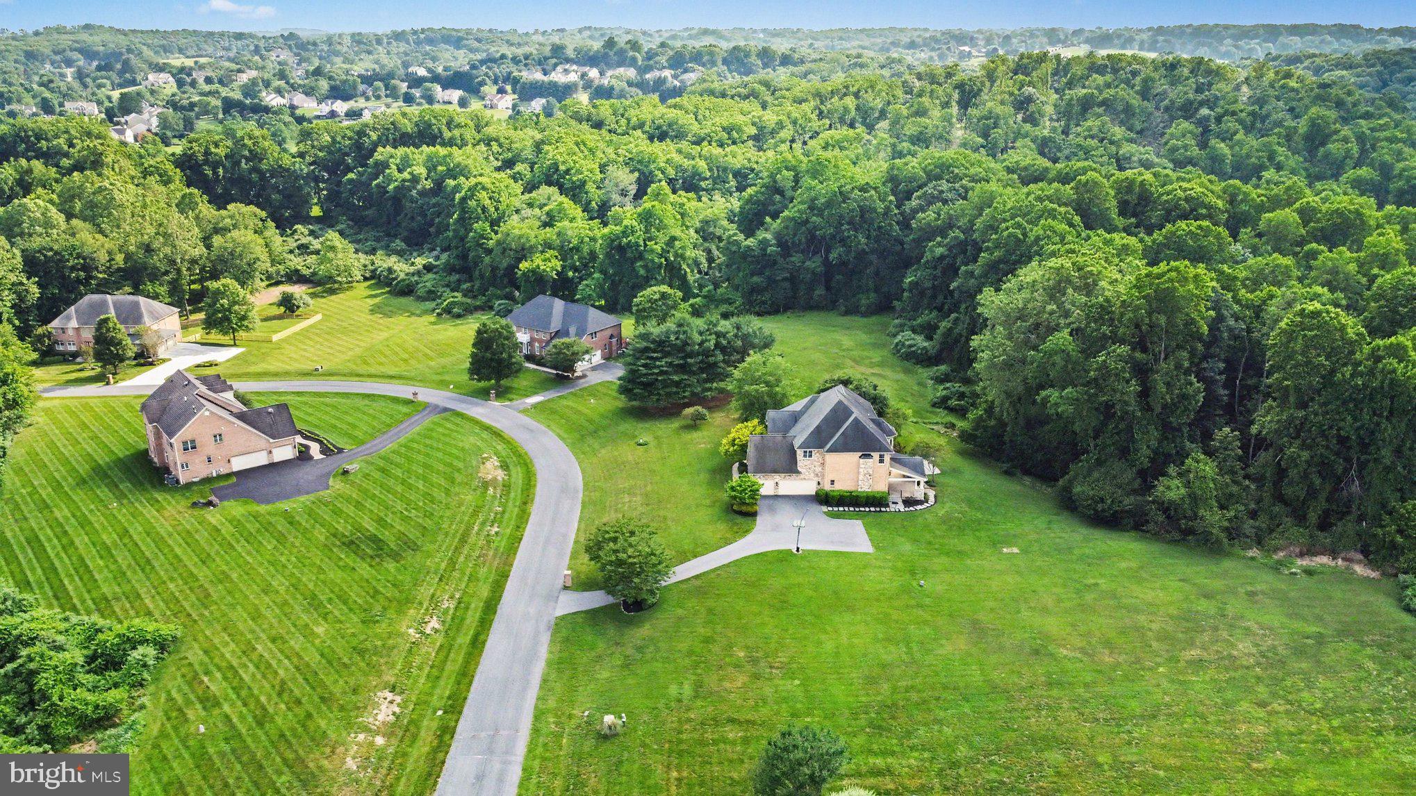 REGENTS RIDGE - Residential