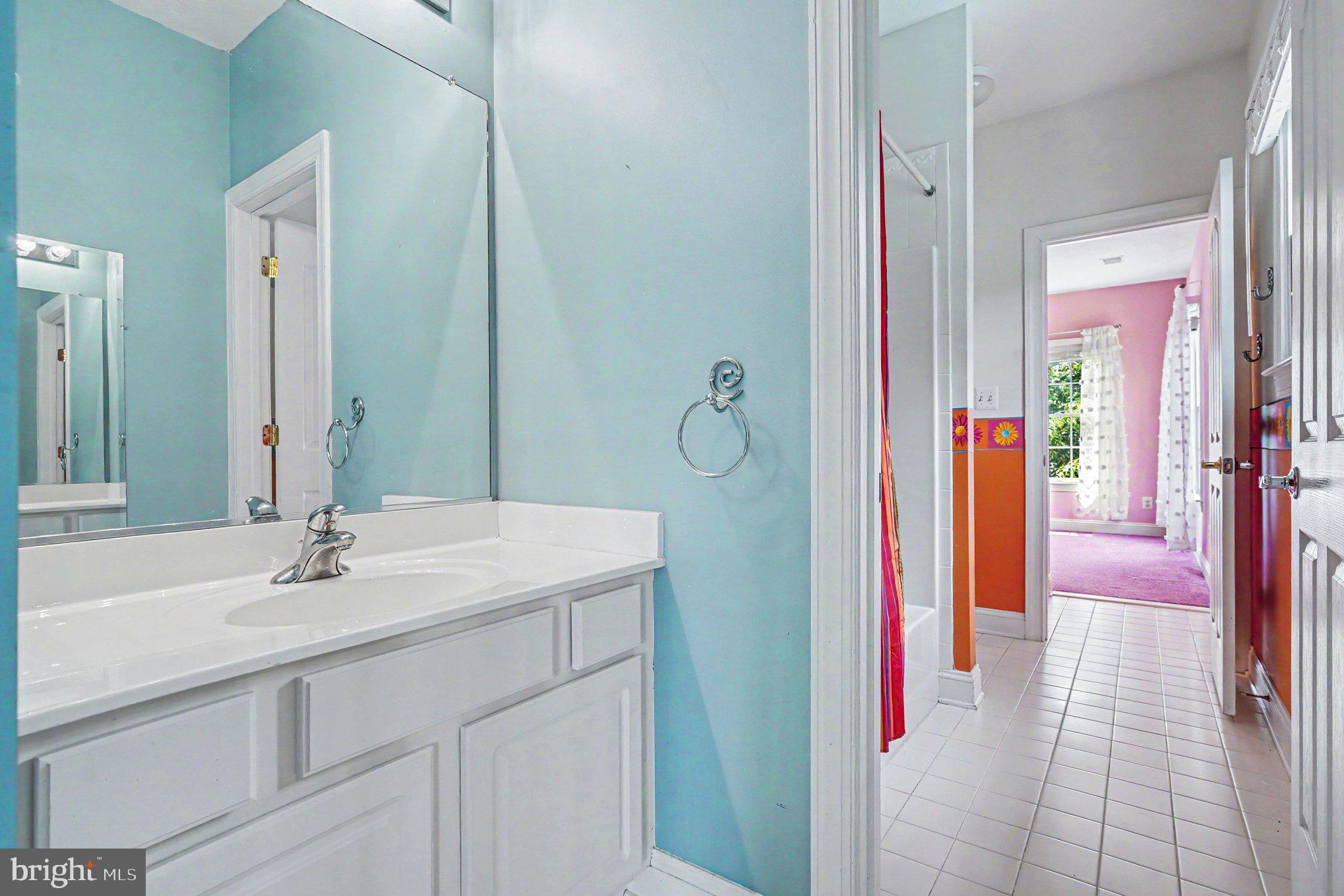 REGENTS RIDGE - Residential