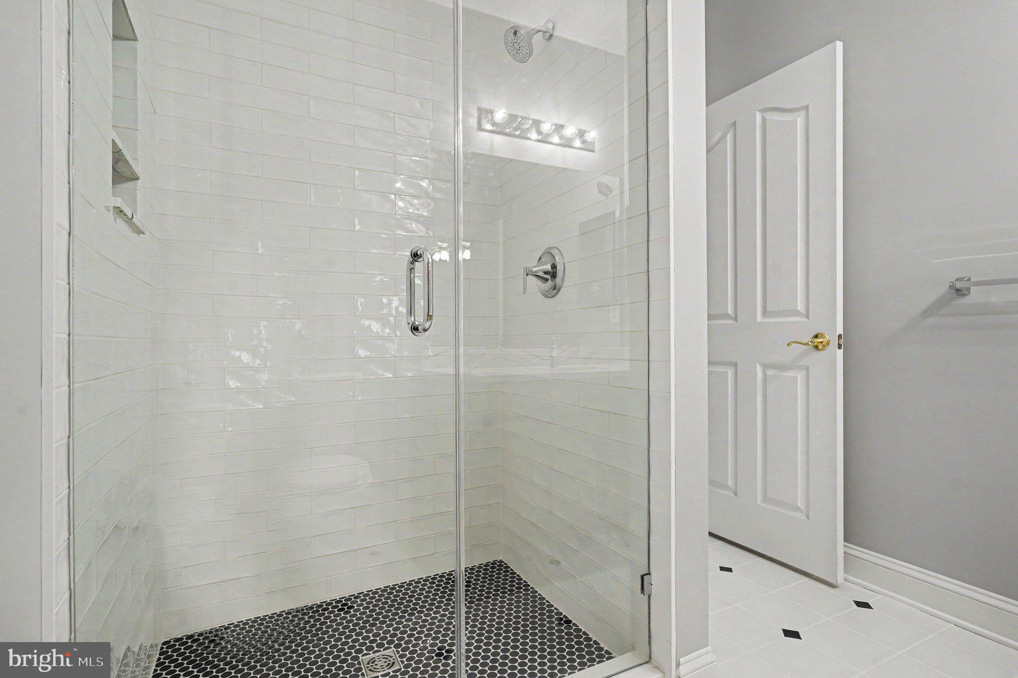 REGENTS RIDGE - Residential