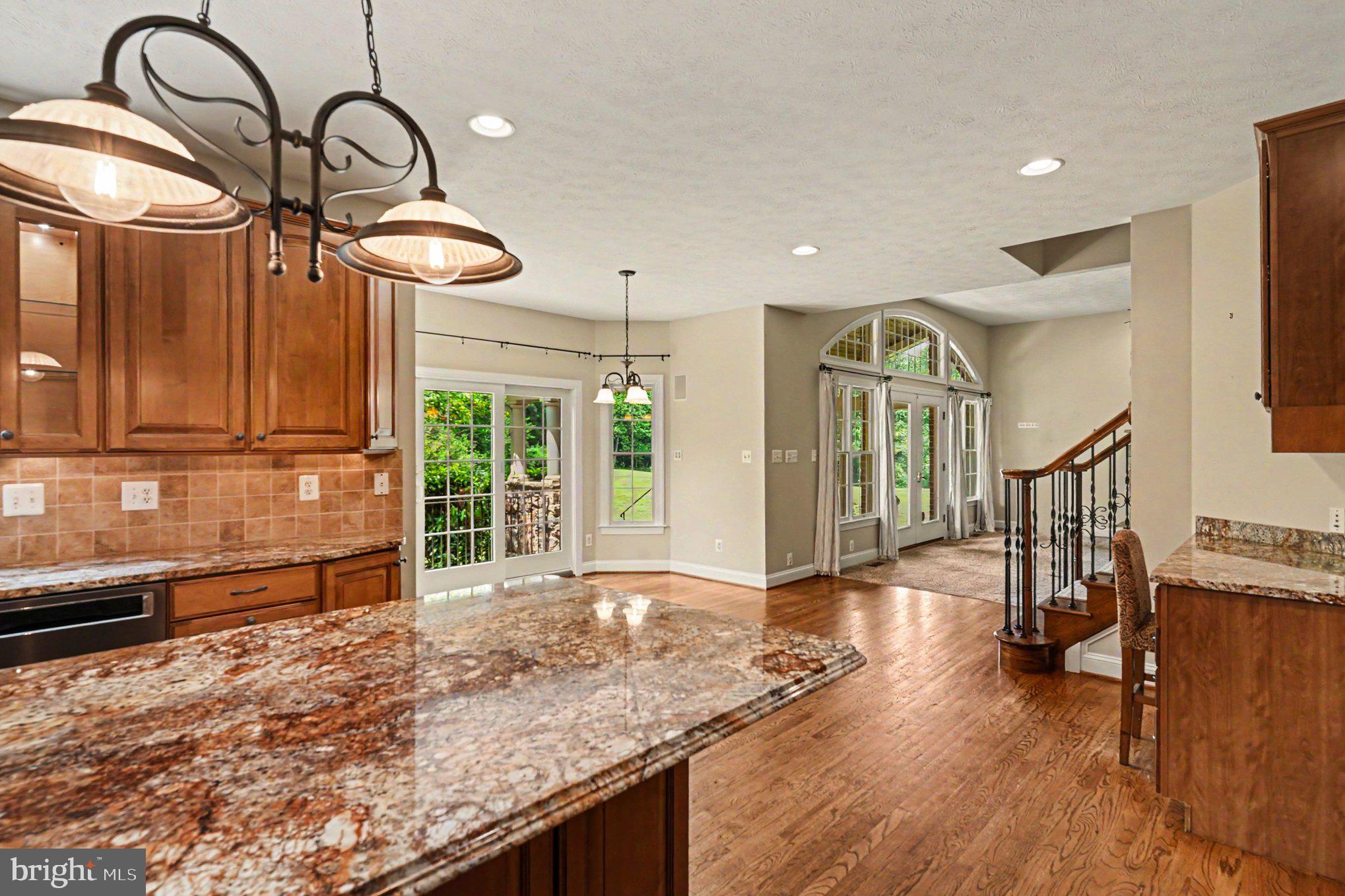 REGENTS RIDGE - Residential