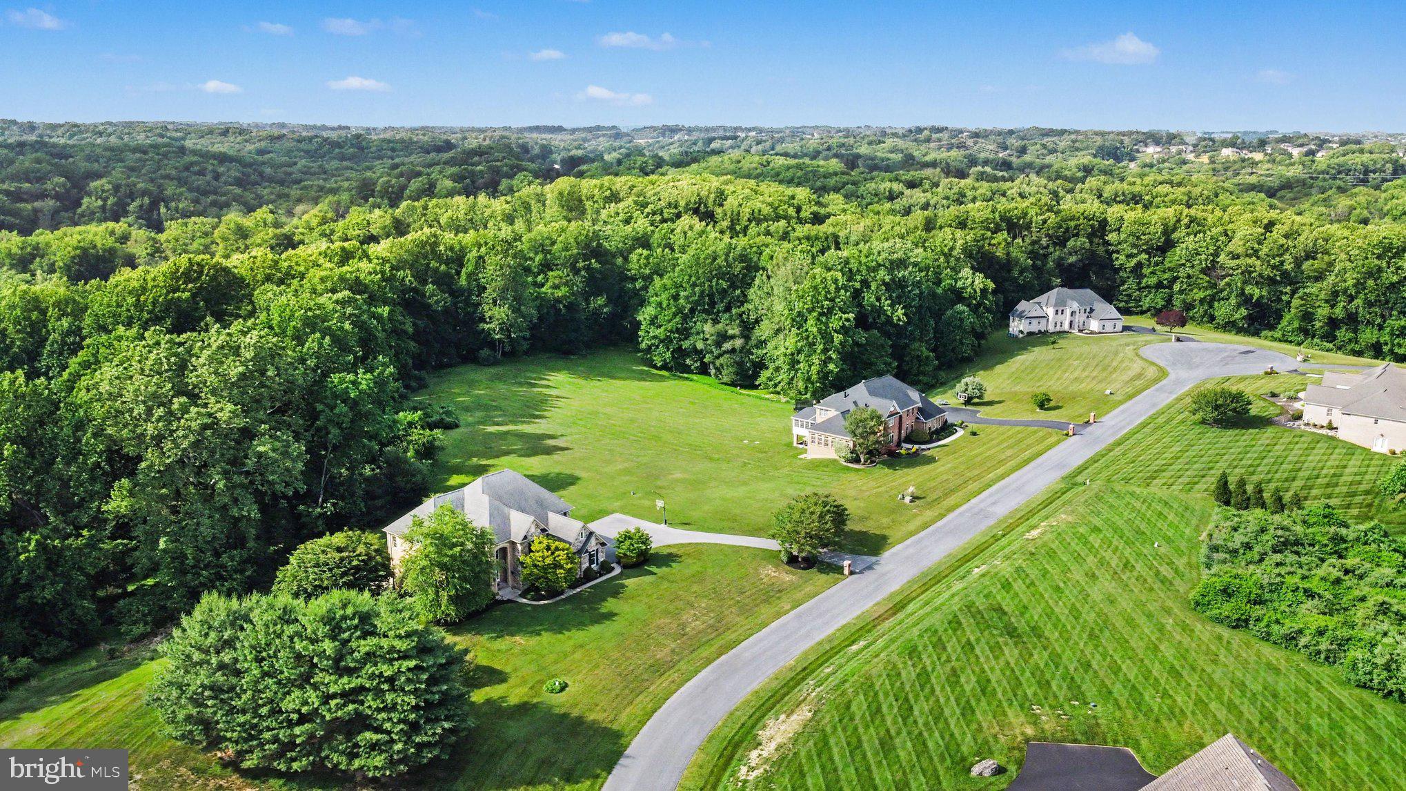REGENTS RIDGE - Residential